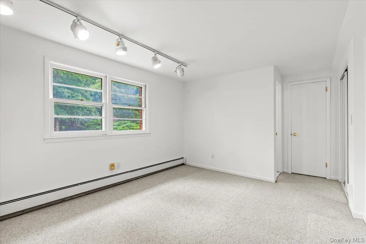 Bonus room can be multi-use space- guest living area, office, playroom. It is set apart and private. Bonus room can be multi-use space- guest living area, office, playroom. It is set apart and private.