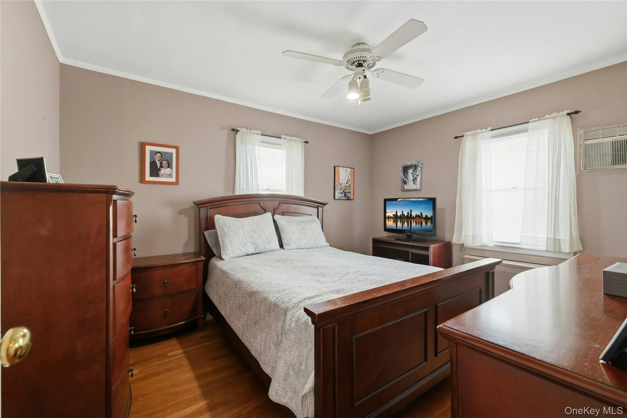 65 Moore Street, North Hempstead, NY, 4 Bedrooms Bedrooms, 10 Rooms Rooms,2 BathroomsBathrooms,Residential,For Rent,Moore,0,1019743 65 Moore Street, North Hempstead, NY, 4 Bedrooms Bedrooms, 10 Rooms Rooms,2 BathroomsBathrooms,Residential,For Rent,Moore,0,1019743