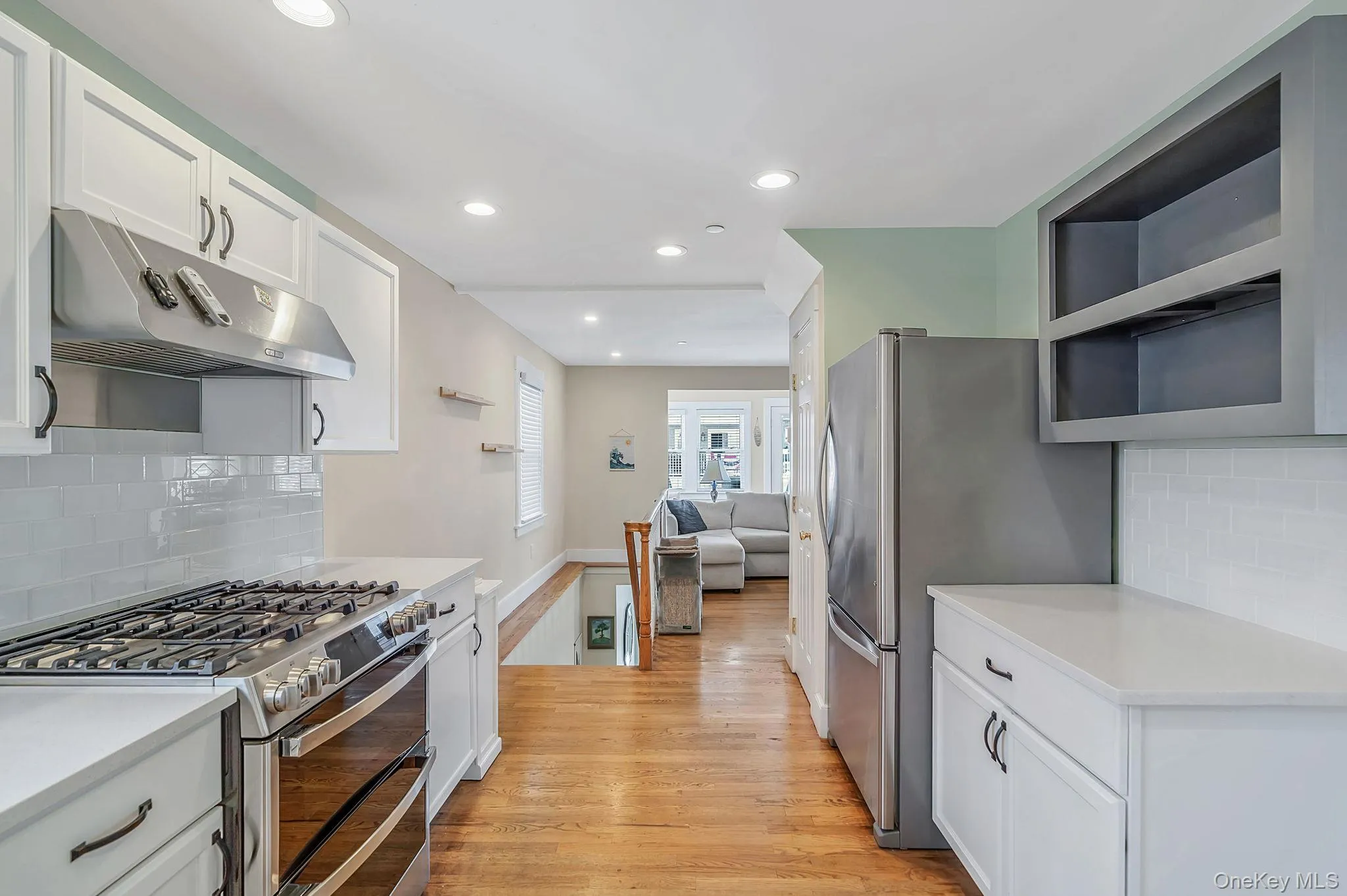 Updated kitchen with stainless steel appliances and gas cooking Updated kitchen with stainless steel appliances and gas cooking