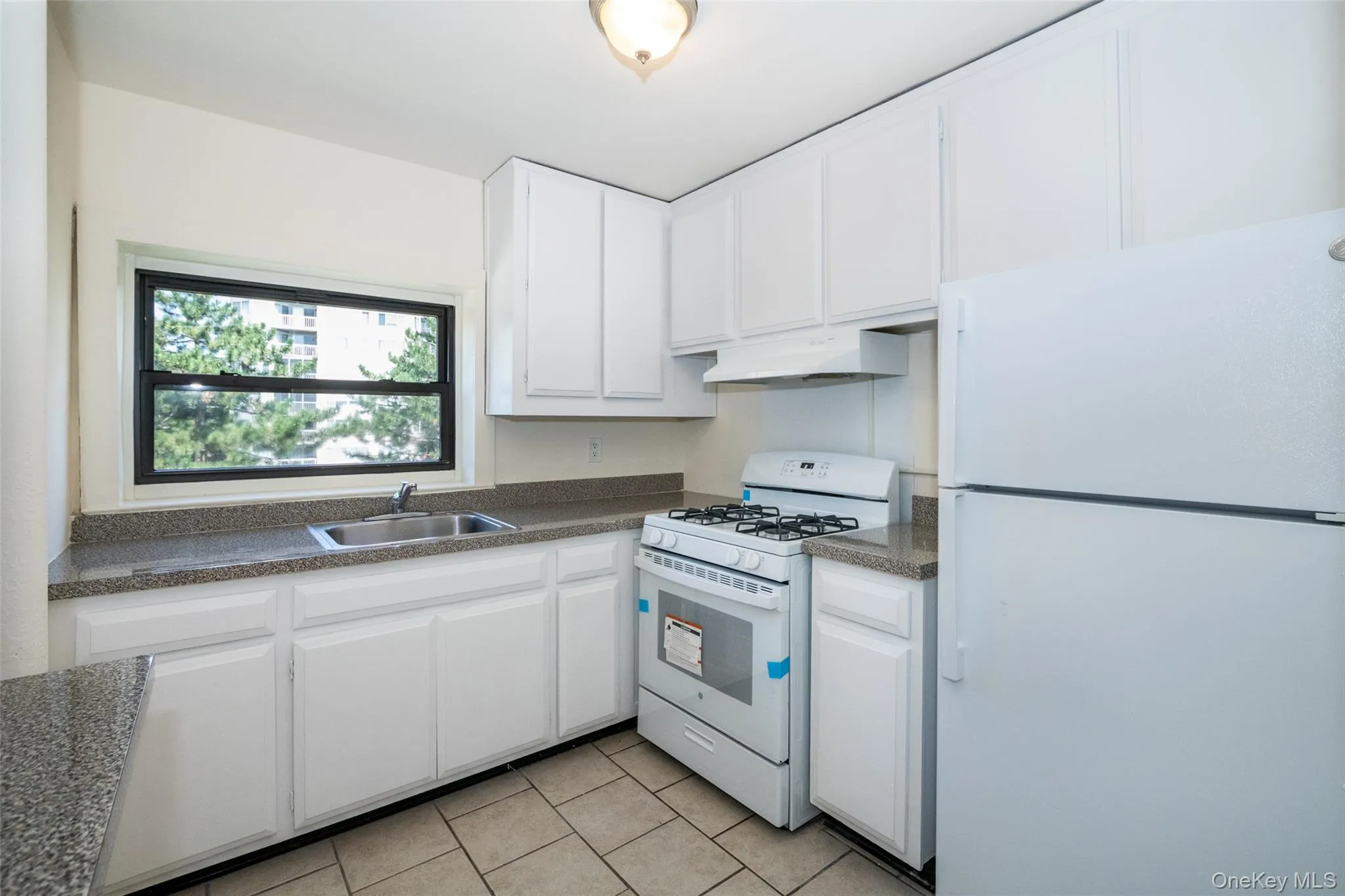 15 Lake Street, White Plains, NY, 1 Bedroom Bedrooms, 3 Rooms Rooms,1 BathroomBathrooms,Residential Lease,For Rent,Lake,0,1019747 15 Lake Street, White Plains, NY, 1 Bedroom Bedrooms, 3 Rooms Rooms,1 BathroomBathrooms,Residential Lease,For Rent,Lake,0,1019747