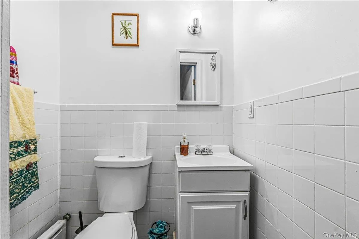 212-16 93rd Avenue, New York, NY, 4 Bedrooms Bedrooms, 18 Rooms Rooms,2 BathroomsBathrooms,Residential,For Rent,93rd,0,1019752 212-16 93rd Avenue, New York, NY, 4 Bedrooms Bedrooms, 18 Rooms Rooms,2 BathroomsBathrooms,Residential,For Rent,93rd,0,1019752