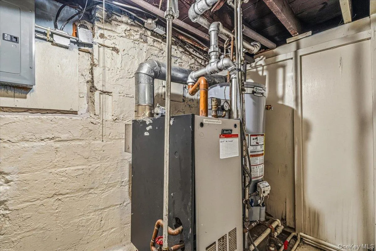 212-16 93rd Avenue, New York, NY, 4 Bedrooms Bedrooms, 18 Rooms Rooms,2 BathroomsBathrooms,Residential,For Rent,93rd,0,1019752 212-16 93rd Avenue, New York, NY, 4 Bedrooms Bedrooms, 18 Rooms Rooms,2 BathroomsBathrooms,Residential,For Rent,93rd,0,1019752