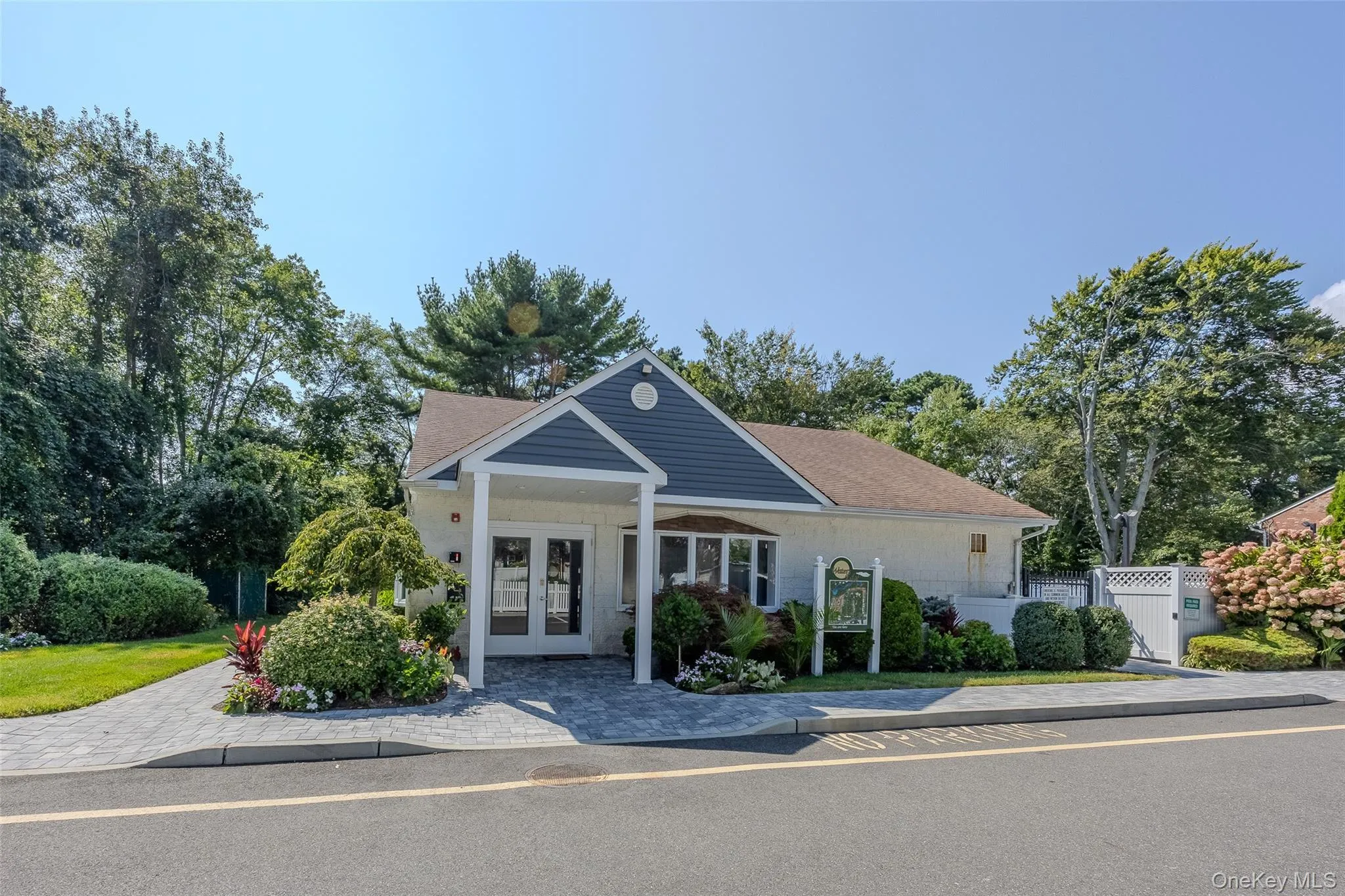 40 4th Street, Brookhaven, NY, 2 Bedrooms Bedrooms, 6 Rooms Rooms,2 BathroomsBathrooms,Residential,For Rent,4th,0,1019754 40 4th Street, Brookhaven, NY, 2 Bedrooms Bedrooms, 6 Rooms Rooms,2 BathroomsBathrooms,Residential,For Rent,4th,0,1019754