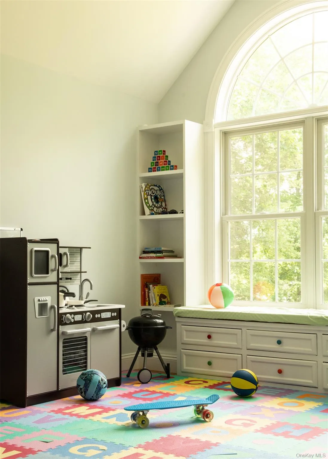 28 Crimson Hill Road, Rhinebeck, NY, 3 Bedrooms Bedrooms, 11 Rooms Rooms,2 BathroomsBathrooms,Residential,For Rent,Crimson Hill,0,1019762 28 Crimson Hill Road, Rhinebeck, NY, 3 Bedrooms Bedrooms, 11 Rooms Rooms,2 BathroomsBathrooms,Residential,For Rent,Crimson Hill,0,1019762