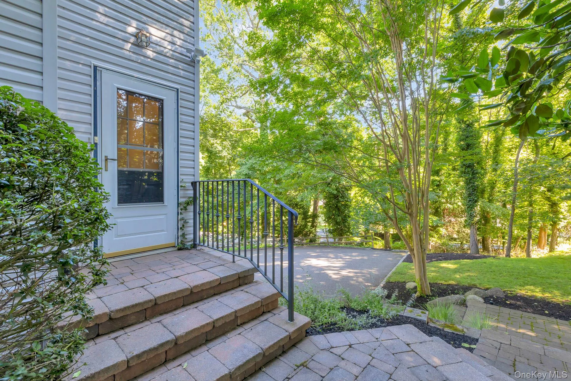 6 Cedar Drive, Brookhaven, NY, 4 Bedrooms Bedrooms, 8 Rooms Rooms,3 BathroomsBathrooms,Residential,For Rent,Cedar,0,1019772 6 Cedar Drive, Brookhaven, NY, 4 Bedrooms Bedrooms, 8 Rooms Rooms,3 BathroomsBathrooms,Residential,For Rent,Cedar,0,1019772