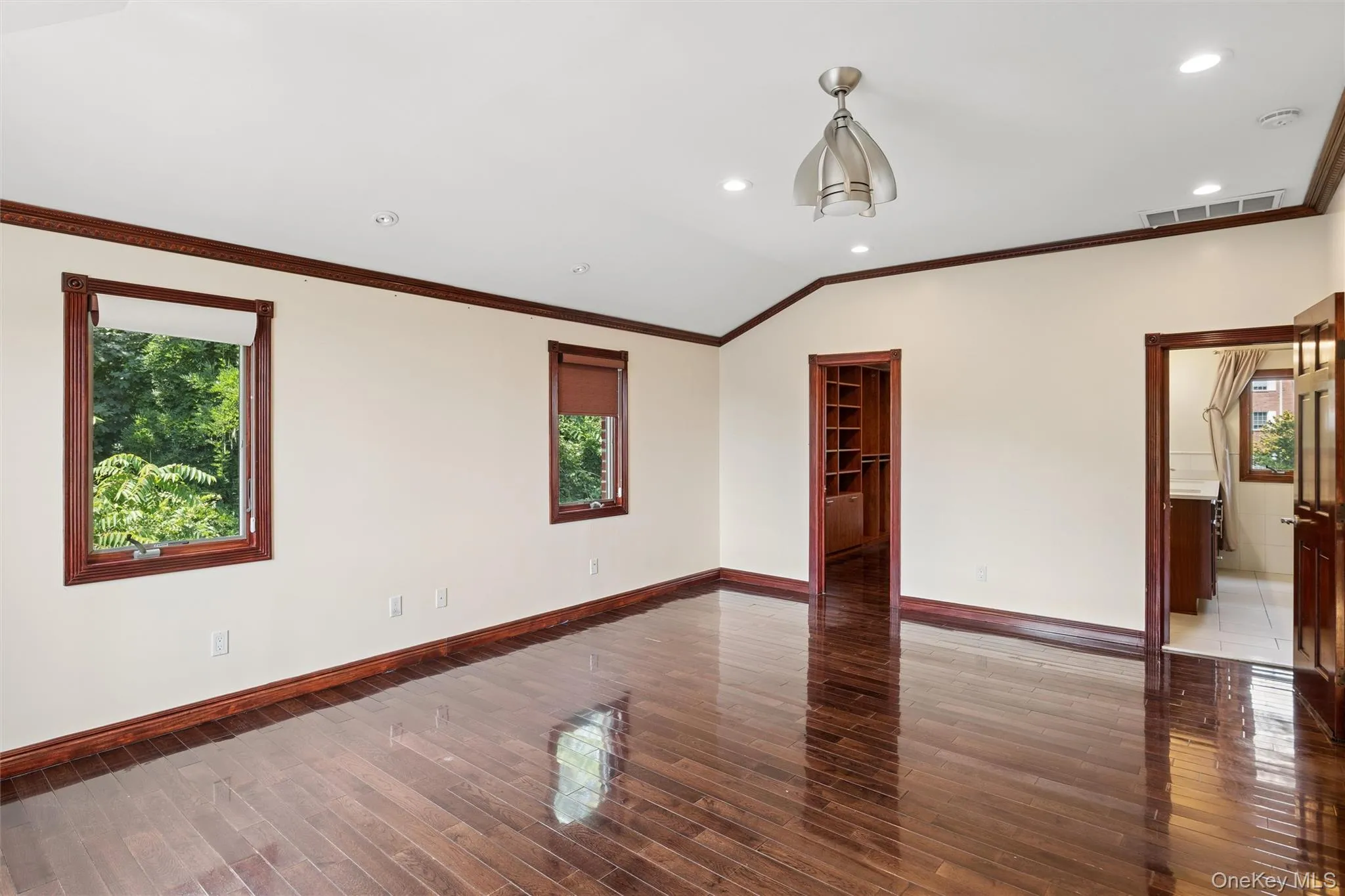 300 Ellen Place, Oyster Bay, NY, 5 Bedrooms Bedrooms, 9 Rooms Rooms,4 BathroomsBathrooms,Residential,For Rent,Ellen,0,1019773 300 Ellen Place, Oyster Bay, NY, 5 Bedrooms Bedrooms, 9 Rooms Rooms,4 BathroomsBathrooms,Residential,For Rent,Ellen,0,1019773