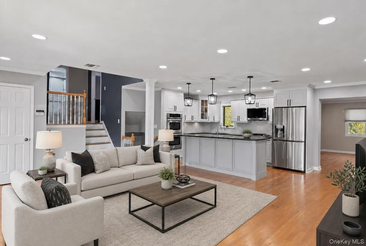 30 Deborah Road, Oyster Bay, NY, 4 Bedrooms Bedrooms, 10 Rooms Rooms,3 BathroomsBathrooms,Residential Lease,For Rent,Deborah,0,1019779 30 Deborah Road, Oyster Bay, NY, 4 Bedrooms Bedrooms, 10 Rooms Rooms,3 BathroomsBathrooms,Residential Lease,For Rent,Deborah,0,1019779