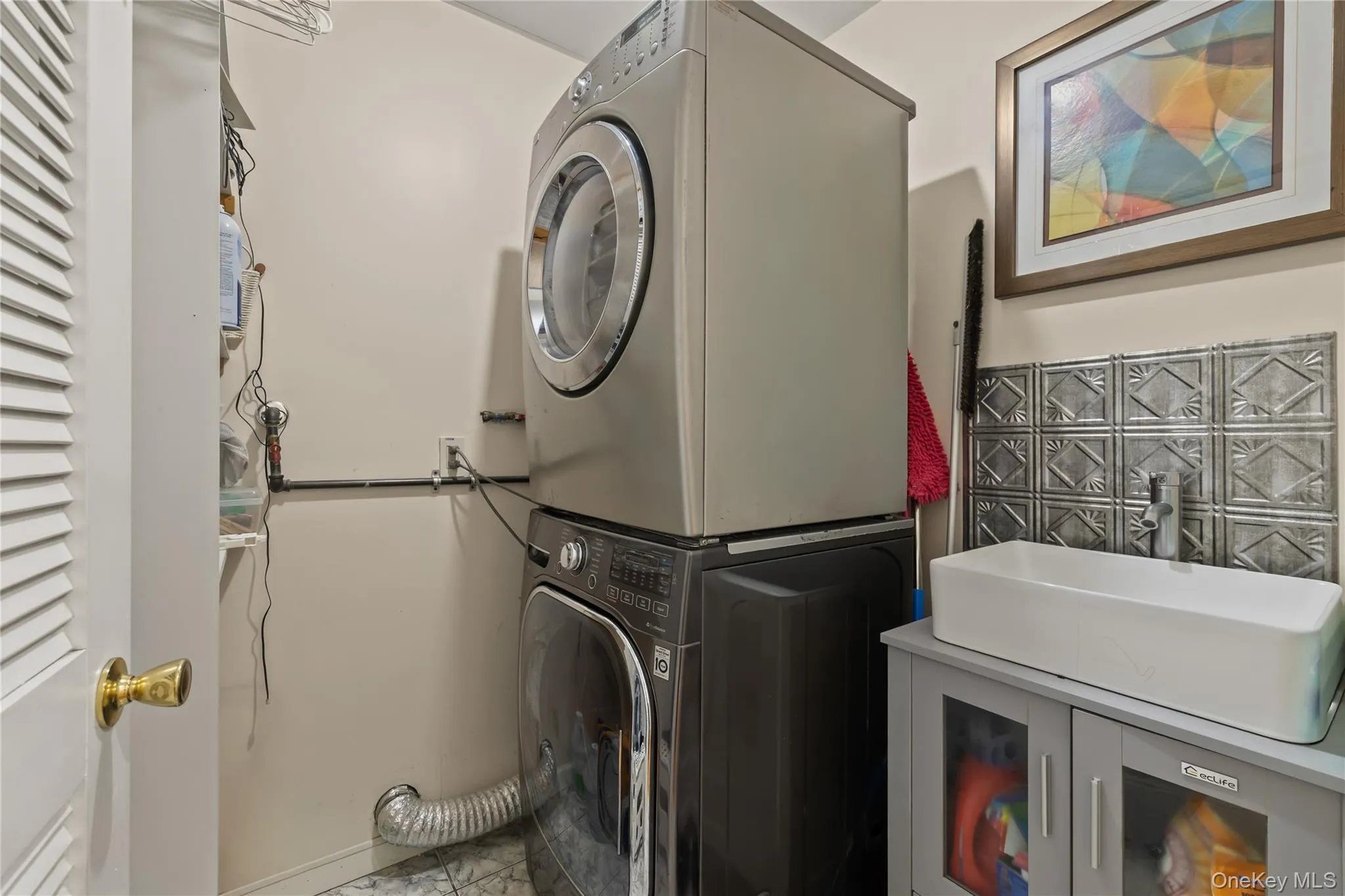 19 Phyllis Terrace, Ramapo, NY, 4 Bedrooms Bedrooms, 8 Rooms Rooms,2 BathroomsBathrooms,Residential,For Rent,Phyllis,0,1019783 19 Phyllis Terrace, Ramapo, NY, 4 Bedrooms Bedrooms, 8 Rooms Rooms,2 BathroomsBathrooms,Residential,For Rent,Phyllis,0,1019783