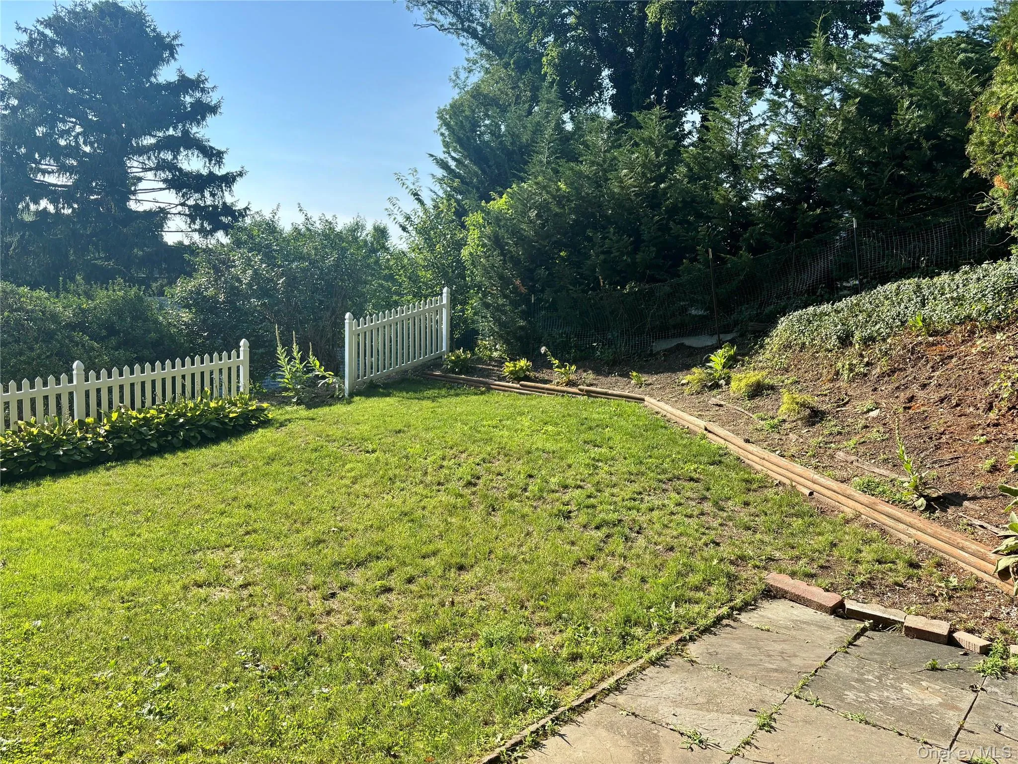 59 Weeks Avenue, Oyster Bay, NY, 2 Bedrooms Bedrooms, 6 Rooms Rooms,1 BathroomBathrooms,Residential Lease,For Rent,Weeks,0,1019784 59 Weeks Avenue, Oyster Bay, NY, 2 Bedrooms Bedrooms, 6 Rooms Rooms,1 BathroomBathrooms,Residential Lease,For Rent,Weeks,0,1019784