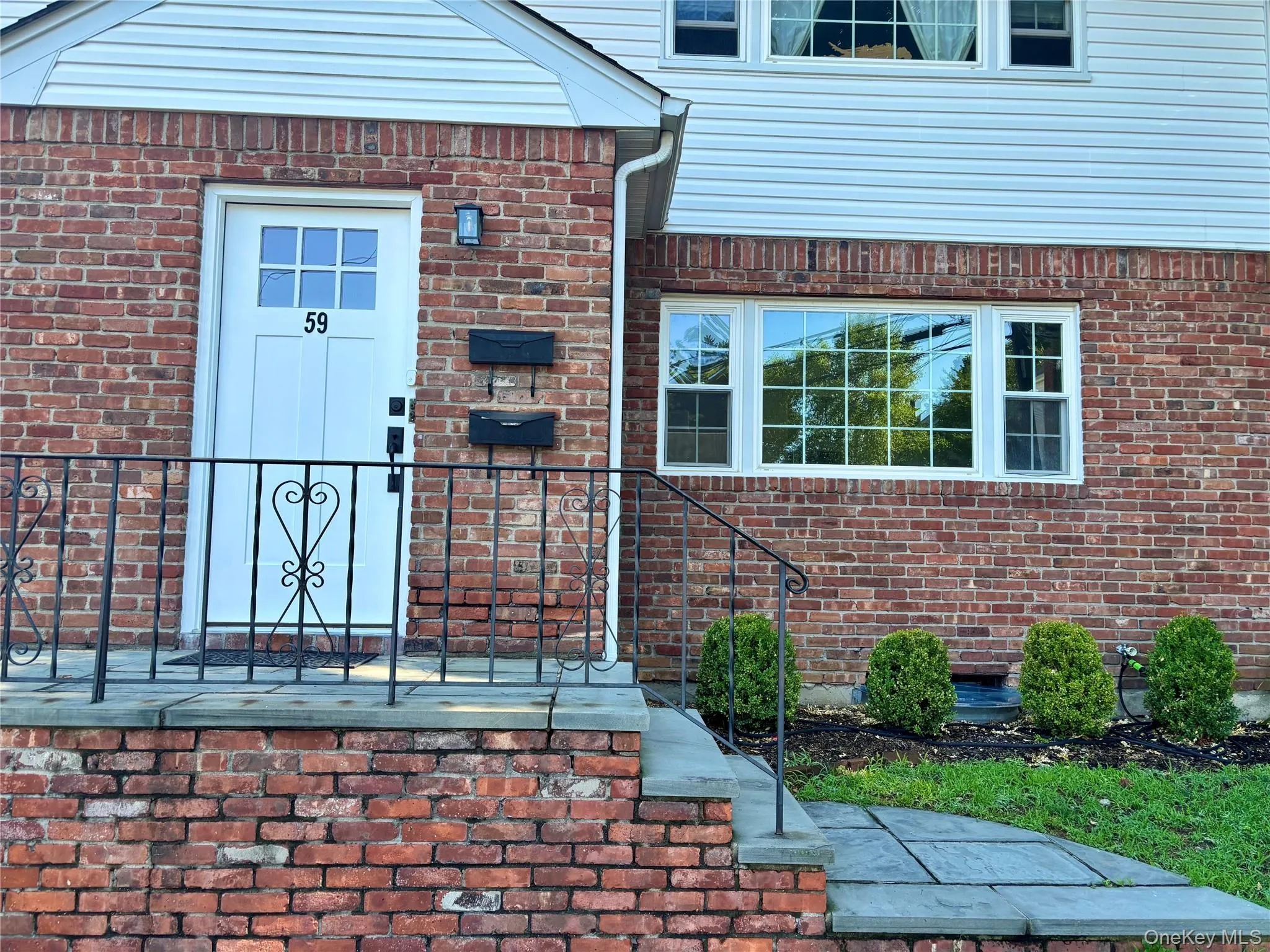 59 Weeks Avenue, Oyster Bay, NY, 2 Bedrooms Bedrooms, 6 Rooms Rooms,1 BathroomBathrooms,Residential Lease,For Rent,Weeks,0,1019784 59 Weeks Avenue, Oyster Bay, NY, 2 Bedrooms Bedrooms, 6 Rooms Rooms,1 BathroomBathrooms,Residential Lease,For Rent,Weeks,0,1019784