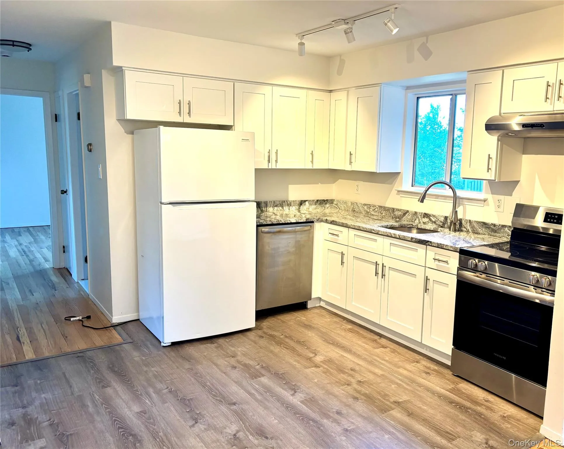 59 Weeks Avenue, Oyster Bay, NY, 2 Bedrooms Bedrooms, 6 Rooms Rooms,1 BathroomBathrooms,Residential Lease,For Rent,Weeks,0,1019784 59 Weeks Avenue, Oyster Bay, NY, 2 Bedrooms Bedrooms, 6 Rooms Rooms,1 BathroomBathrooms,Residential Lease,For Rent,Weeks,0,1019784