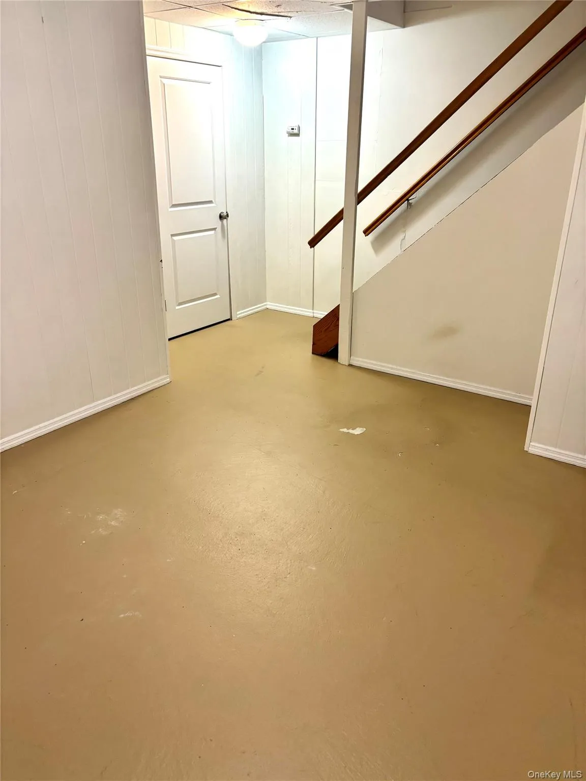 59 Weeks Avenue, Oyster Bay, NY, 2 Bedrooms Bedrooms, 6 Rooms Rooms,1 BathroomBathrooms,Residential Lease,For Rent,Weeks,0,1019784 59 Weeks Avenue, Oyster Bay, NY, 2 Bedrooms Bedrooms, 6 Rooms Rooms,1 BathroomBathrooms,Residential Lease,For Rent,Weeks,0,1019784