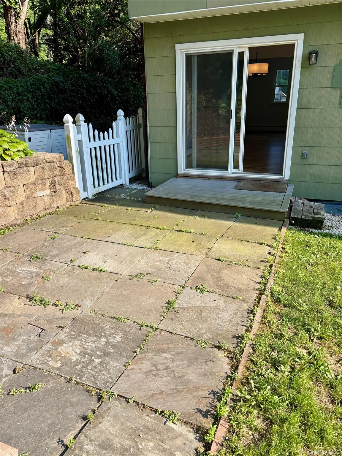 59 Weeks Avenue, Oyster Bay, NY, 2 Bedrooms Bedrooms, 6 Rooms Rooms,1 BathroomBathrooms,Residential Lease,For Rent,Weeks,0,1019784 59 Weeks Avenue, Oyster Bay, NY, 2 Bedrooms Bedrooms, 6 Rooms Rooms,1 BathroomBathrooms,Residential Lease,For Rent,Weeks,0,1019784