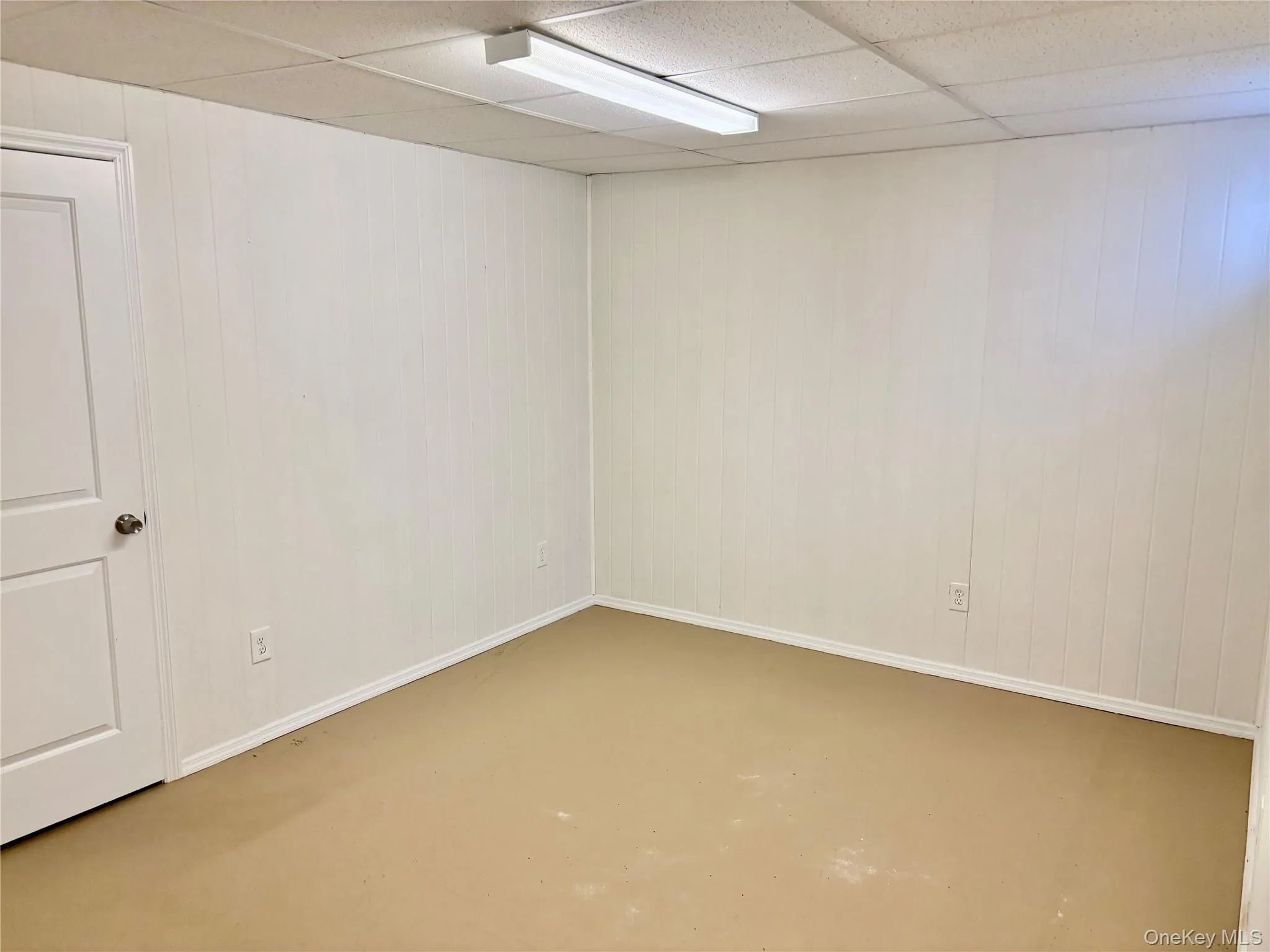 59 Weeks Avenue, Oyster Bay, NY, 2 Bedrooms Bedrooms, 6 Rooms Rooms,1 BathroomBathrooms,Residential Lease,For Rent,Weeks,0,1019784 59 Weeks Avenue, Oyster Bay, NY, 2 Bedrooms Bedrooms, 6 Rooms Rooms,1 BathroomBathrooms,Residential Lease,For Rent,Weeks,0,1019784