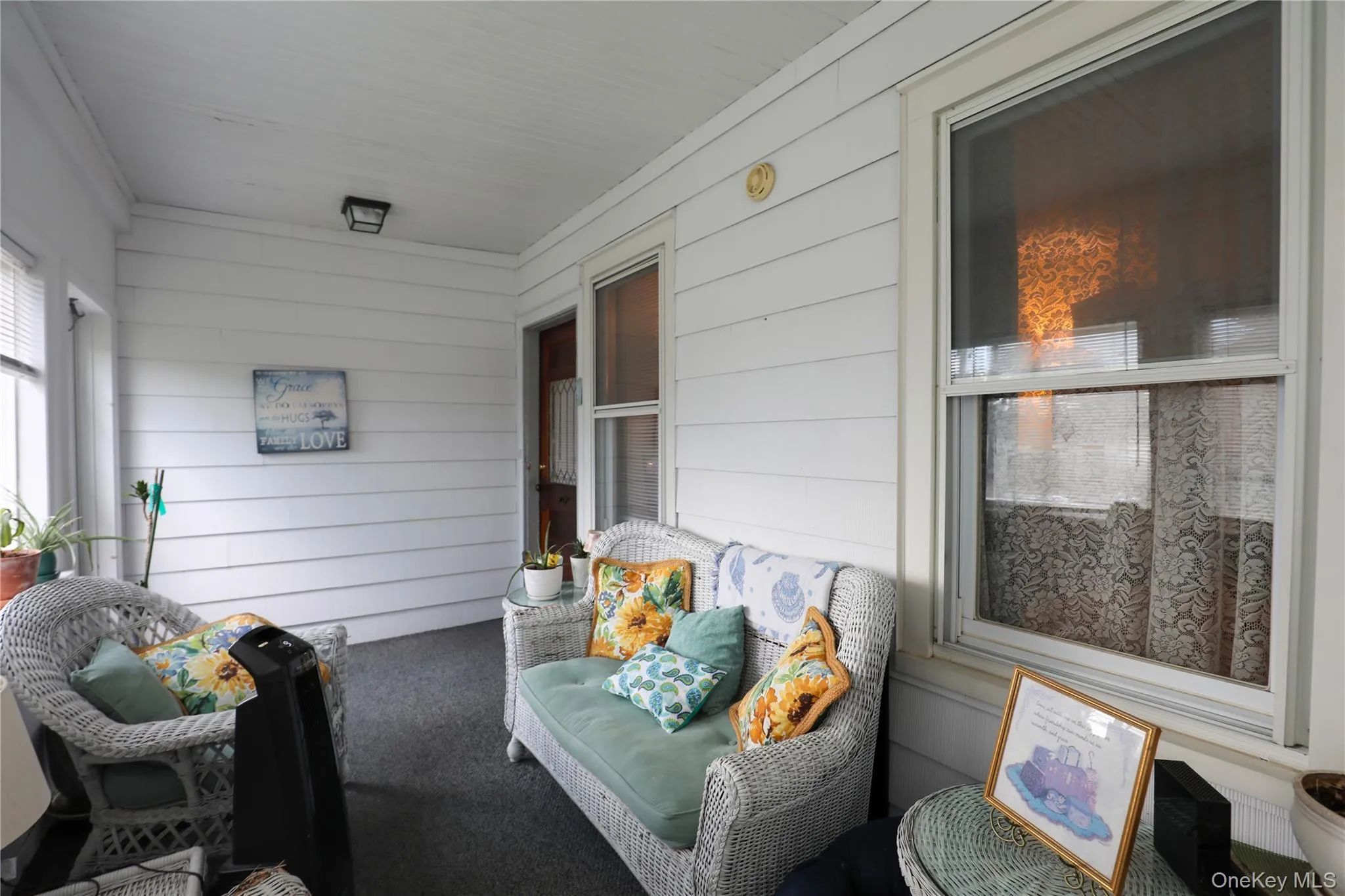 98 Hurley Avenue, Kingston, NY, 2 Bedrooms Bedrooms, 6 Rooms Rooms,1 BathroomBathrooms,Residential Lease,For Rent,Hurley,0,1019787 98 Hurley Avenue, Kingston, NY, 2 Bedrooms Bedrooms, 6 Rooms Rooms,1 BathroomBathrooms,Residential Lease,For Rent,Hurley,0,1019787