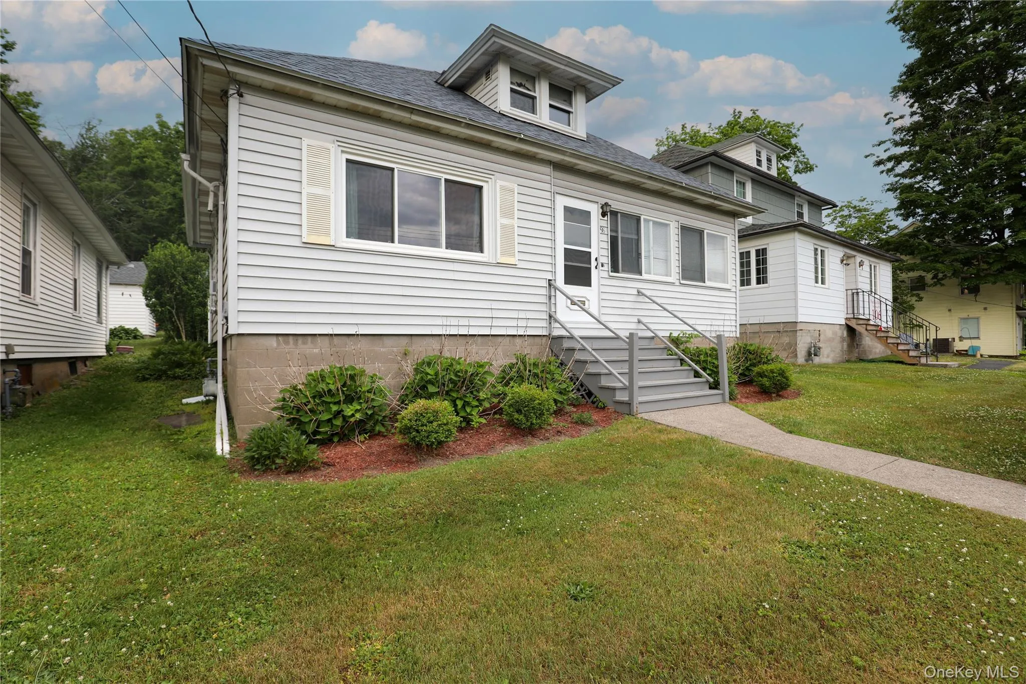 98 Hurley Avenue, Kingston, NY, 2 Bedrooms Bedrooms, 6 Rooms Rooms,1 BathroomBathrooms,Residential Lease,For Rent,Hurley,0,1019787 98 Hurley Avenue, Kingston, NY, 2 Bedrooms Bedrooms, 6 Rooms Rooms,1 BathroomBathrooms,Residential Lease,For Rent,Hurley,0,1019787