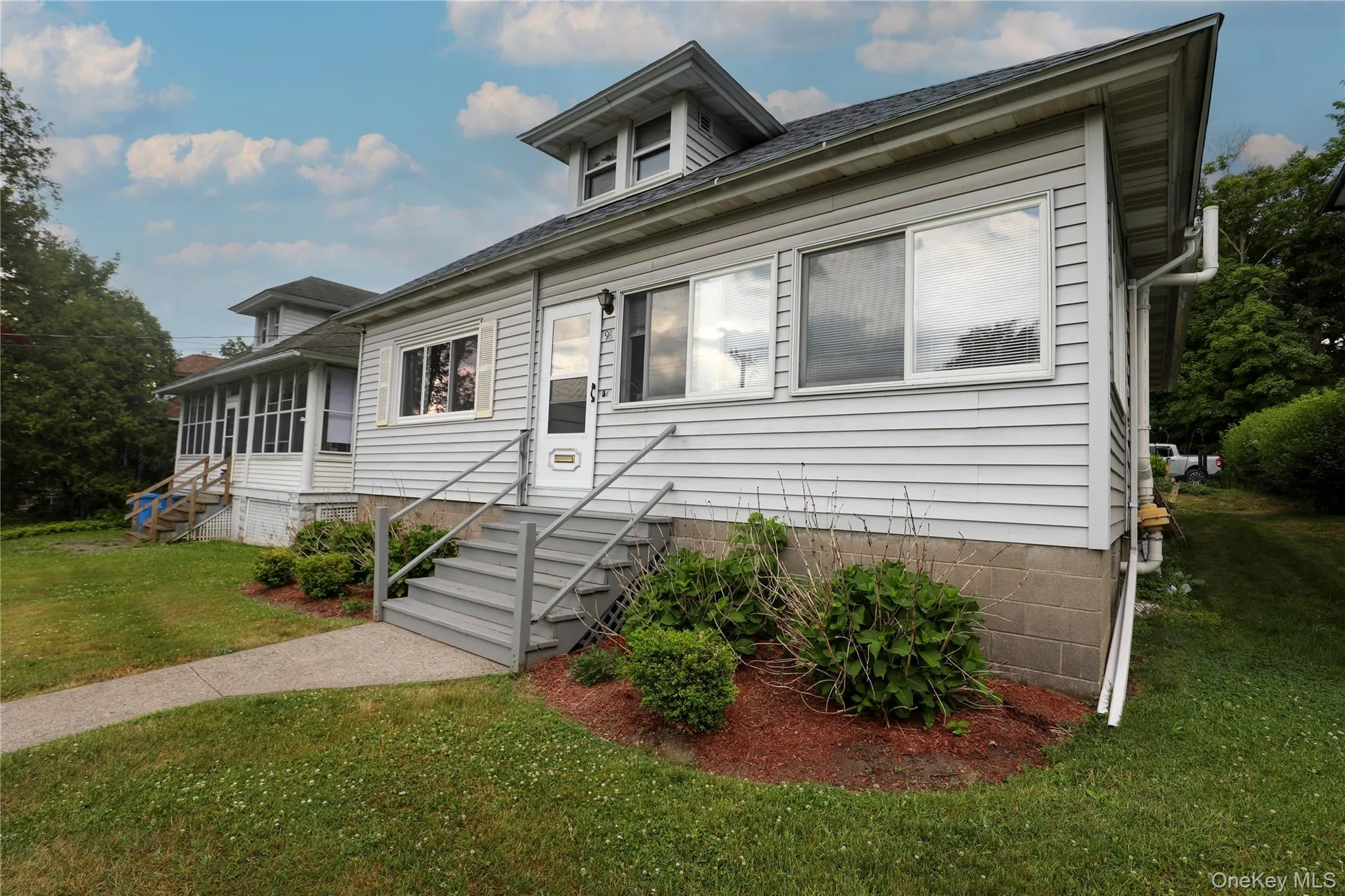 98 Hurley Avenue, Kingston, NY, 2 Bedrooms Bedrooms, 6 Rooms Rooms,1 BathroomBathrooms,Residential Lease,For Rent,Hurley,0,1019787 98 Hurley Avenue, Kingston, NY, 2 Bedrooms Bedrooms, 6 Rooms Rooms,1 BathroomBathrooms,Residential Lease,For Rent,Hurley,0,1019787