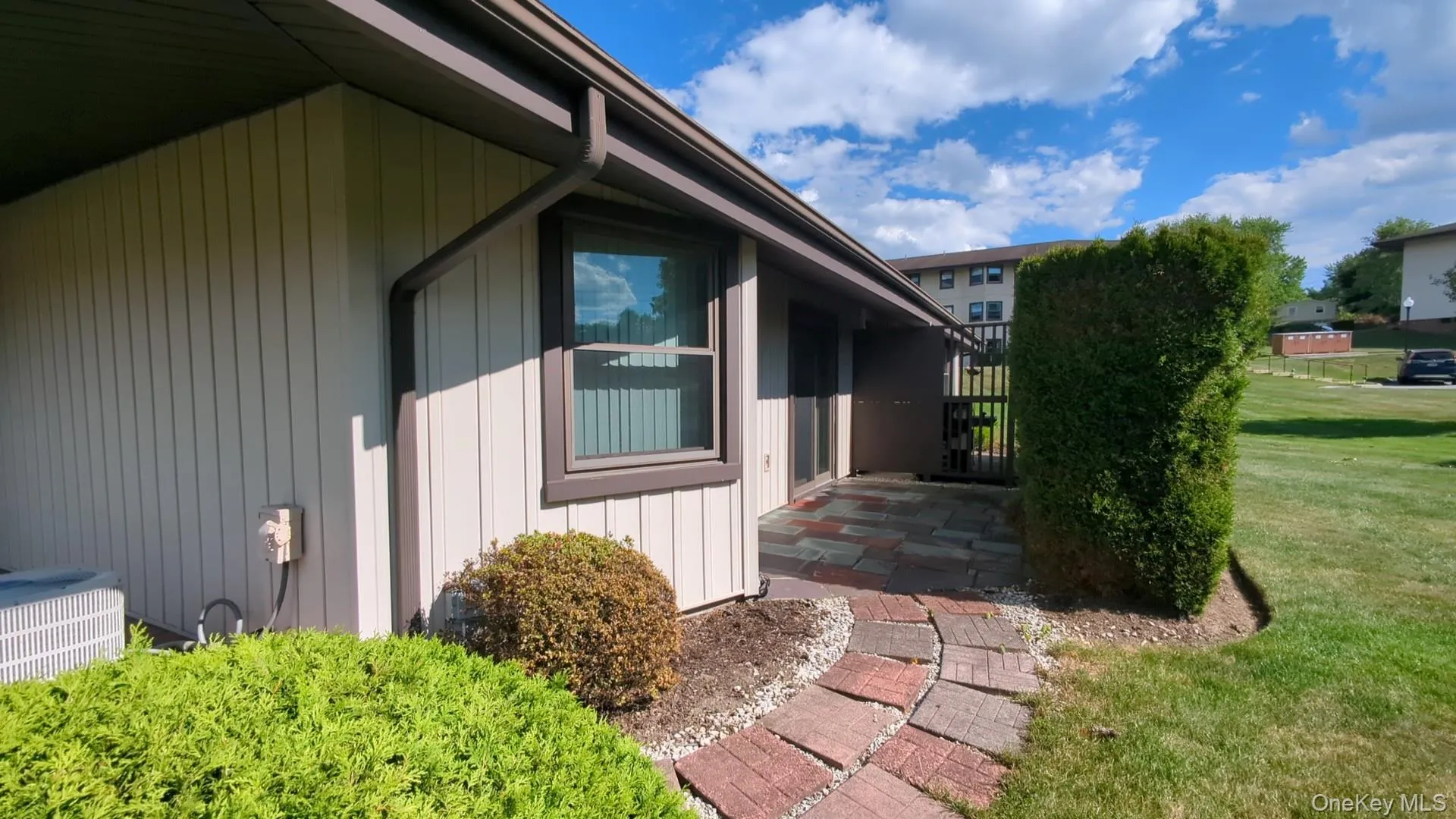 5 Devon Court, Yorktown, NY, 2 Bedrooms Bedrooms, 5 Rooms Rooms,1 BathroomBathrooms,Residential,For Rent,Devon,0,1019790 5 Devon Court, Yorktown, NY, 2 Bedrooms Bedrooms, 5 Rooms Rooms,1 BathroomBathrooms,Residential,For Rent,Devon,0,1019790