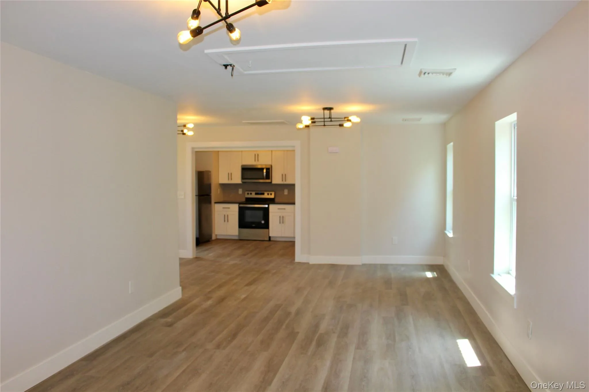 7 Clinton Street, Poughkeepsie, NY, 2 Bedrooms Bedrooms, 5 Rooms Rooms,1 BathroomBathrooms,Residential Lease,For Rent,Clinton,0,1019794 7 Clinton Street, Poughkeepsie, NY, 2 Bedrooms Bedrooms, 5 Rooms Rooms,1 BathroomBathrooms,Residential Lease,For Rent,Clinton,0,1019794