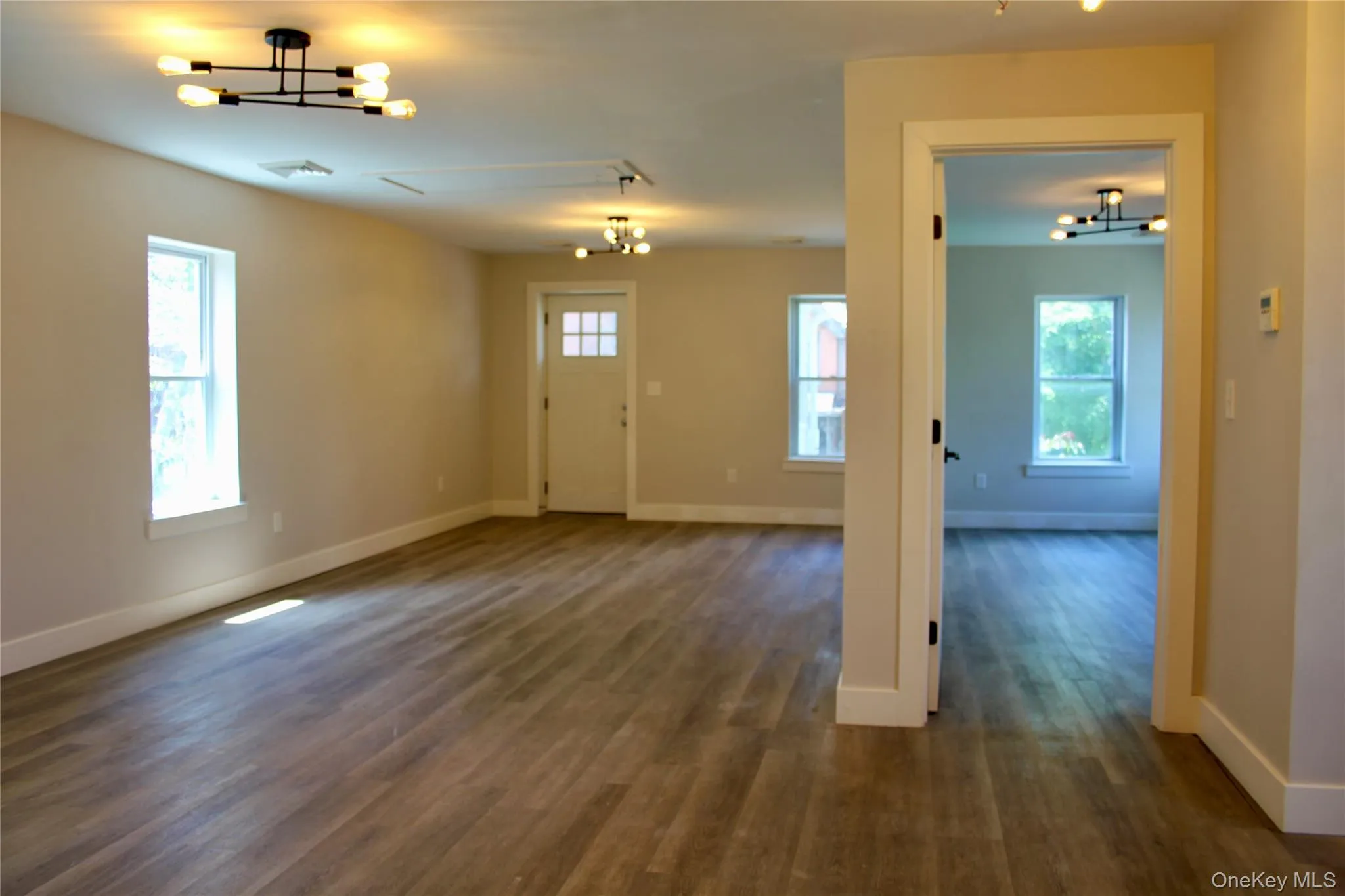 7 Clinton Street, Poughkeepsie, NY, 2 Bedrooms Bedrooms, 5 Rooms Rooms,1 BathroomBathrooms,Residential Lease,For Rent,Clinton,0,1019794 7 Clinton Street, Poughkeepsie, NY, 2 Bedrooms Bedrooms, 5 Rooms Rooms,1 BathroomBathrooms,Residential Lease,For Rent,Clinton,0,1019794