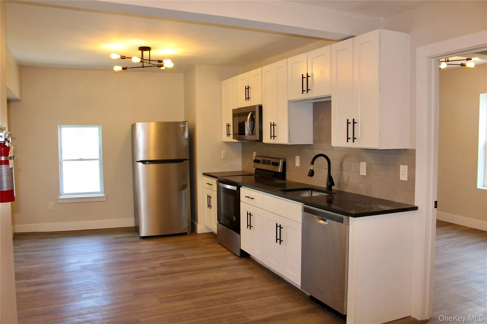 7 Clinton Street, Poughkeepsie, NY, 2 Bedrooms Bedrooms, 5 Rooms Rooms,1 BathroomBathrooms,Residential Lease,For Rent,Clinton,0,1019794 7 Clinton Street, Poughkeepsie, NY, 2 Bedrooms Bedrooms, 5 Rooms Rooms,1 BathroomBathrooms,Residential Lease,For Rent,Clinton,0,1019794