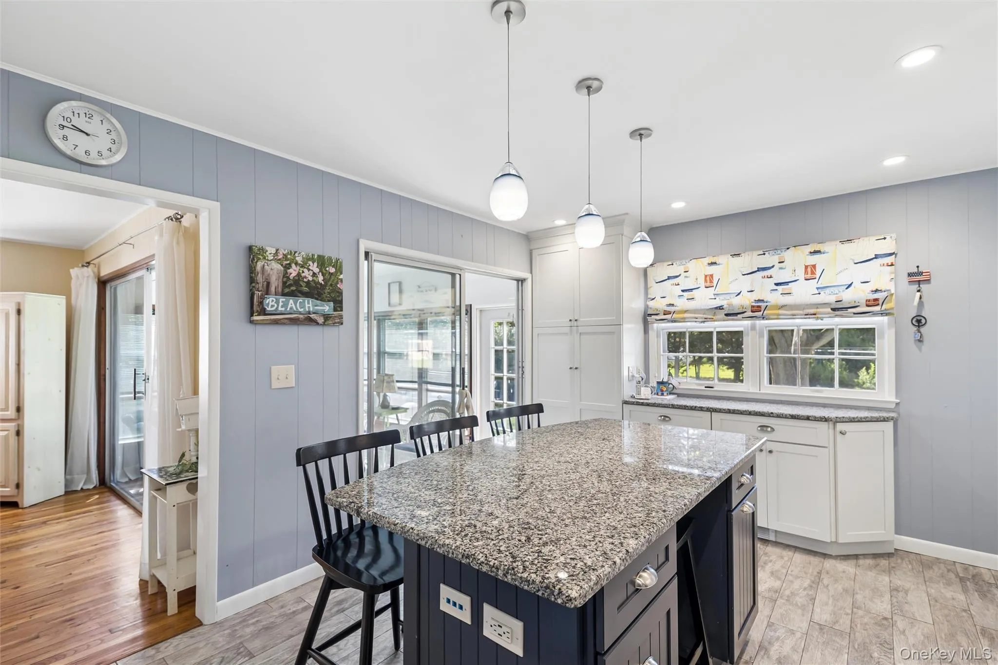 270 Opechee Avenue, Southold, NY, 3 Bedrooms Bedrooms, 7 Rooms Rooms,2 BathroomsBathrooms,Residential,For Rent,Opechee,0,1019799 270 Opechee Avenue, Southold, NY, 3 Bedrooms Bedrooms, 7 Rooms Rooms,2 BathroomsBathrooms,Residential,For Rent,Opechee,0,1019799