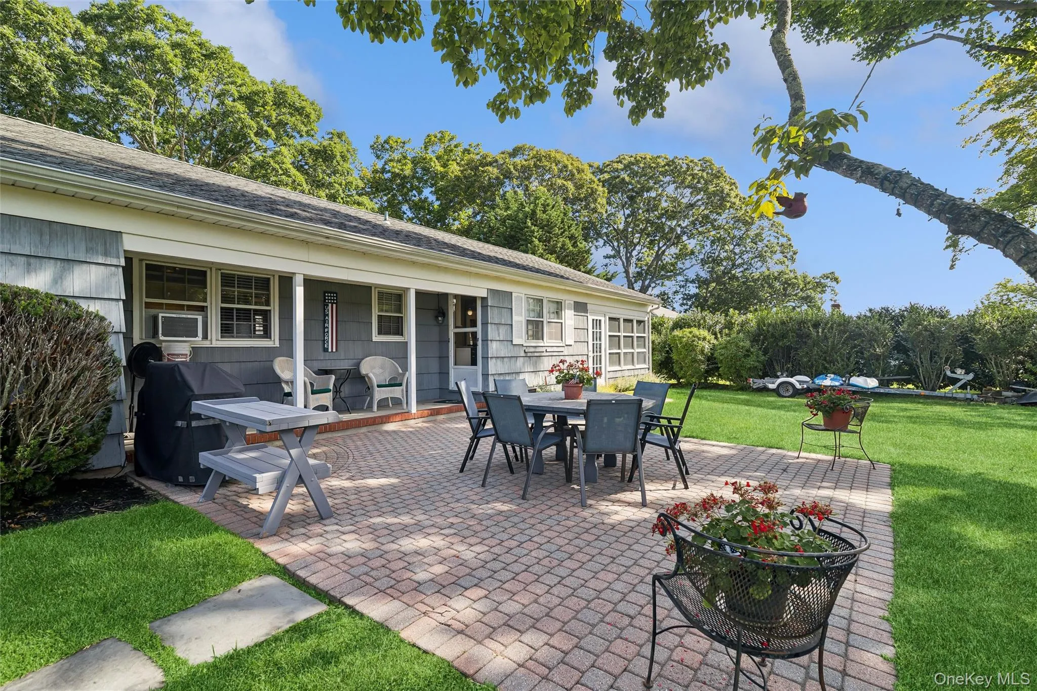 270 Opechee Avenue, Southold, NY, 3 Bedrooms Bedrooms, 7 Rooms Rooms,2 BathroomsBathrooms,Residential,For Rent,Opechee,0,1019799 270 Opechee Avenue, Southold, NY, 3 Bedrooms Bedrooms, 7 Rooms Rooms,2 BathroomsBathrooms,Residential,For Rent,Opechee,0,1019799