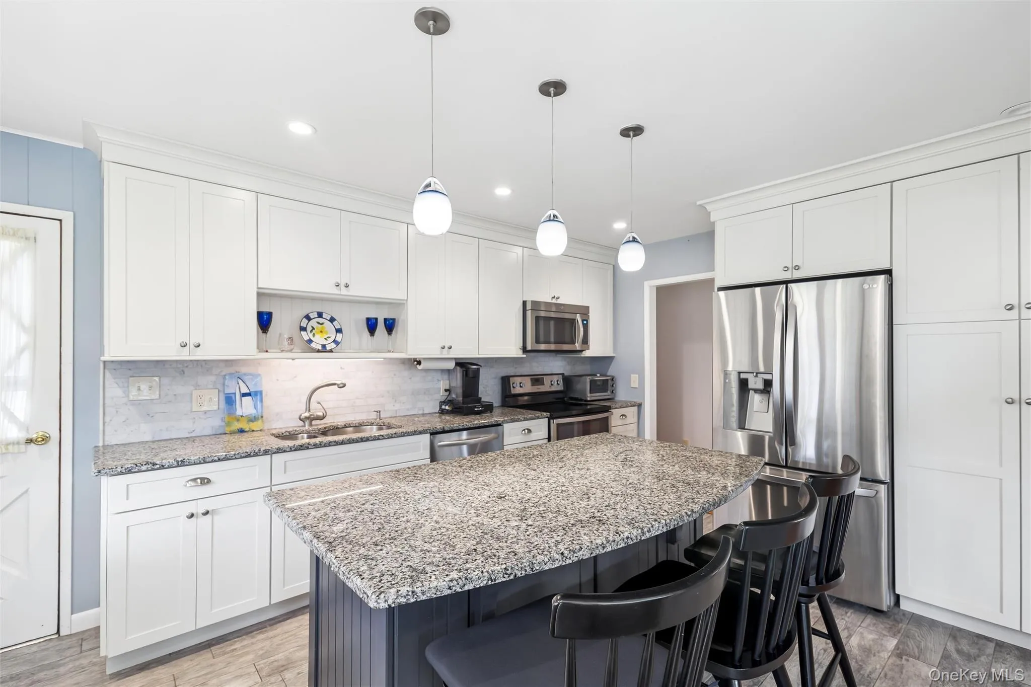 270 Opechee Avenue, Southold, NY, 3 Bedrooms Bedrooms, 7 Rooms Rooms,2 BathroomsBathrooms,Residential,For Rent,Opechee,0,1019799 270 Opechee Avenue, Southold, NY, 3 Bedrooms Bedrooms, 7 Rooms Rooms,2 BathroomsBathrooms,Residential,For Rent,Opechee,0,1019799
