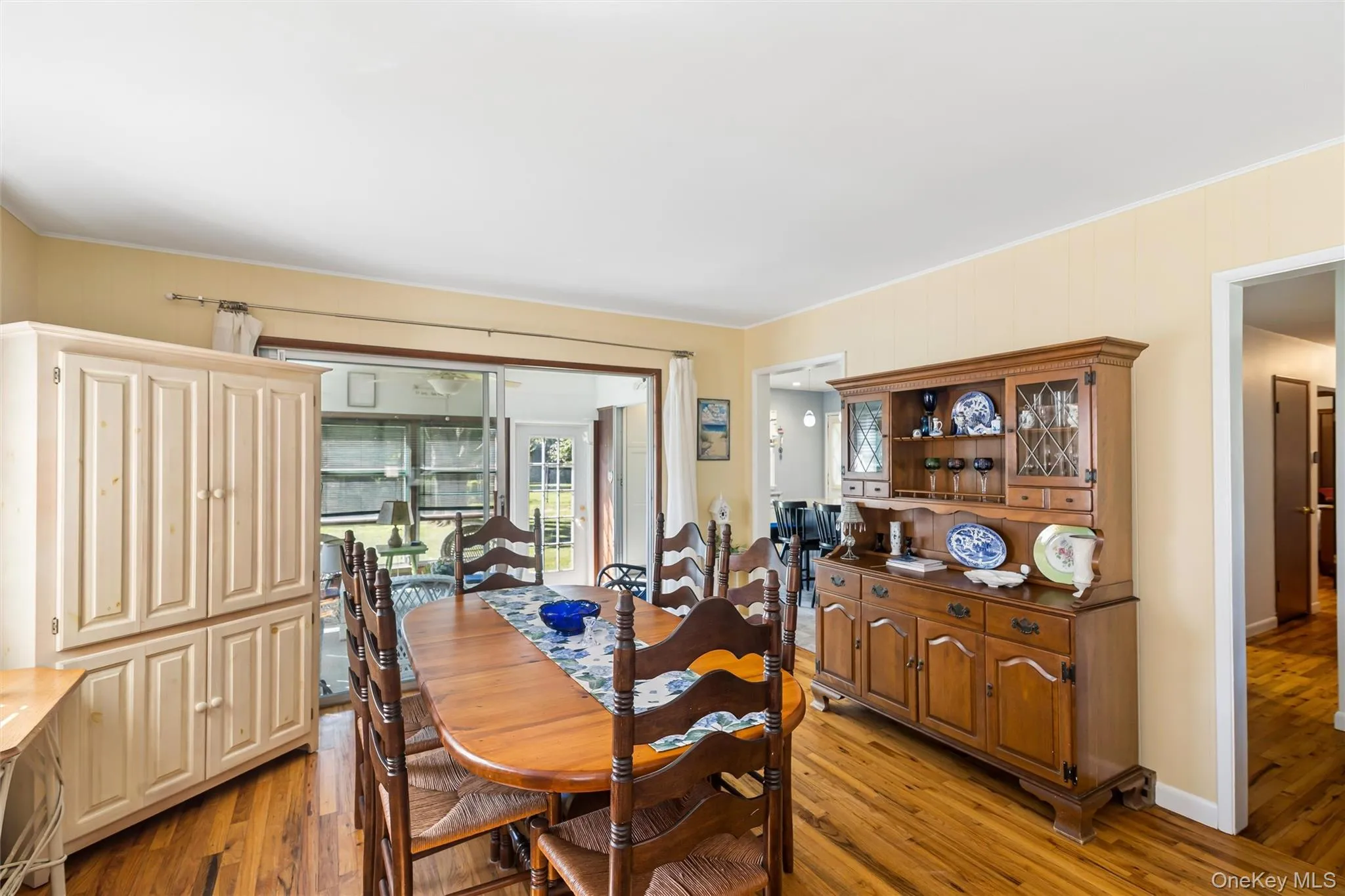 270 Opechee Avenue, Southold, NY, 3 Bedrooms Bedrooms, 7 Rooms Rooms,2 BathroomsBathrooms,Residential,For Rent,Opechee,0,1019799 270 Opechee Avenue, Southold, NY, 3 Bedrooms Bedrooms, 7 Rooms Rooms,2 BathroomsBathrooms,Residential,For Rent,Opechee,0,1019799