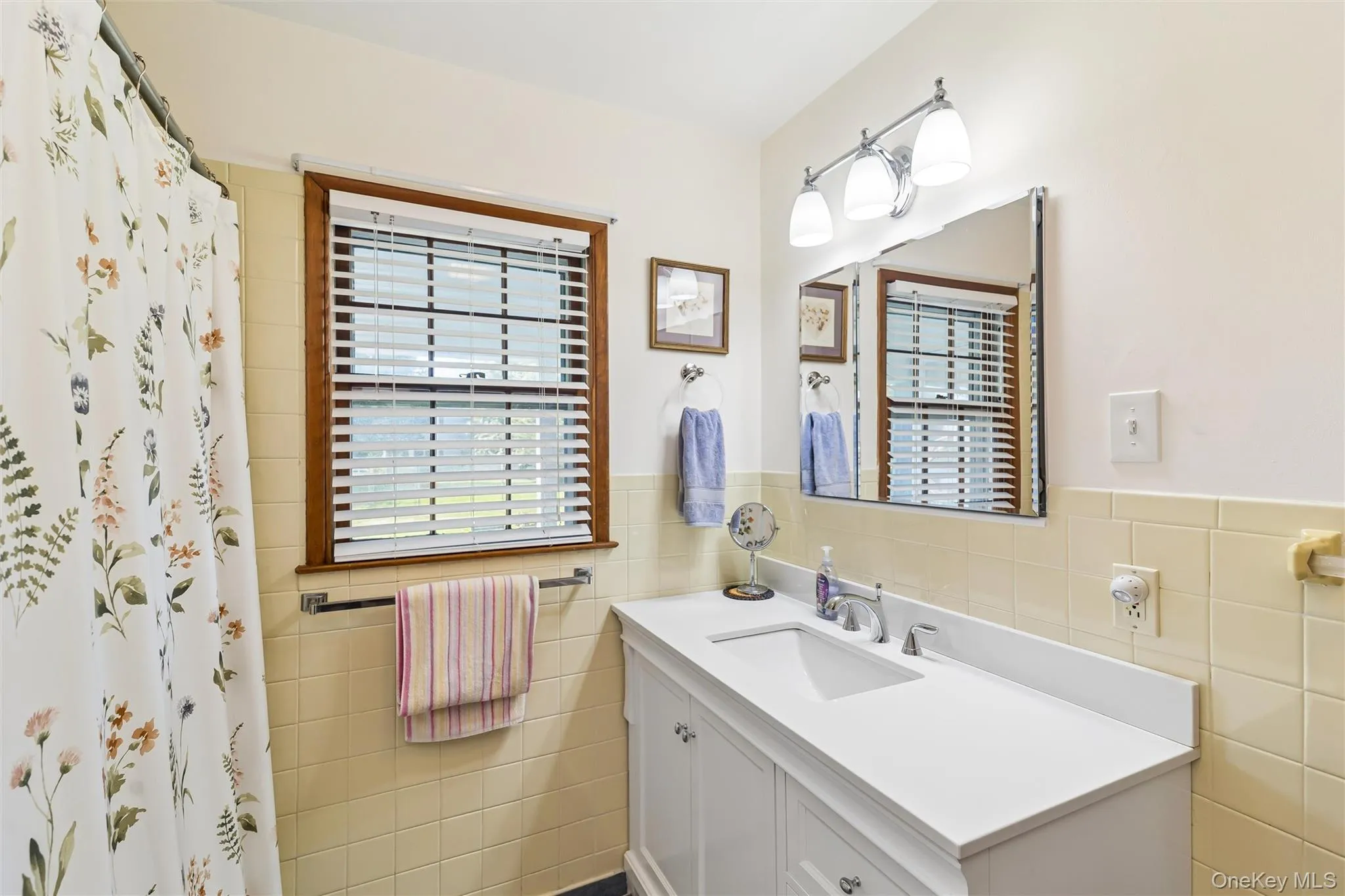 270 Opechee Avenue, Southold, NY, 3 Bedrooms Bedrooms, 7 Rooms Rooms,2 BathroomsBathrooms,Residential,For Rent,Opechee,0,1019799 270 Opechee Avenue, Southold, NY, 3 Bedrooms Bedrooms, 7 Rooms Rooms,2 BathroomsBathrooms,Residential,For Rent,Opechee,0,1019799