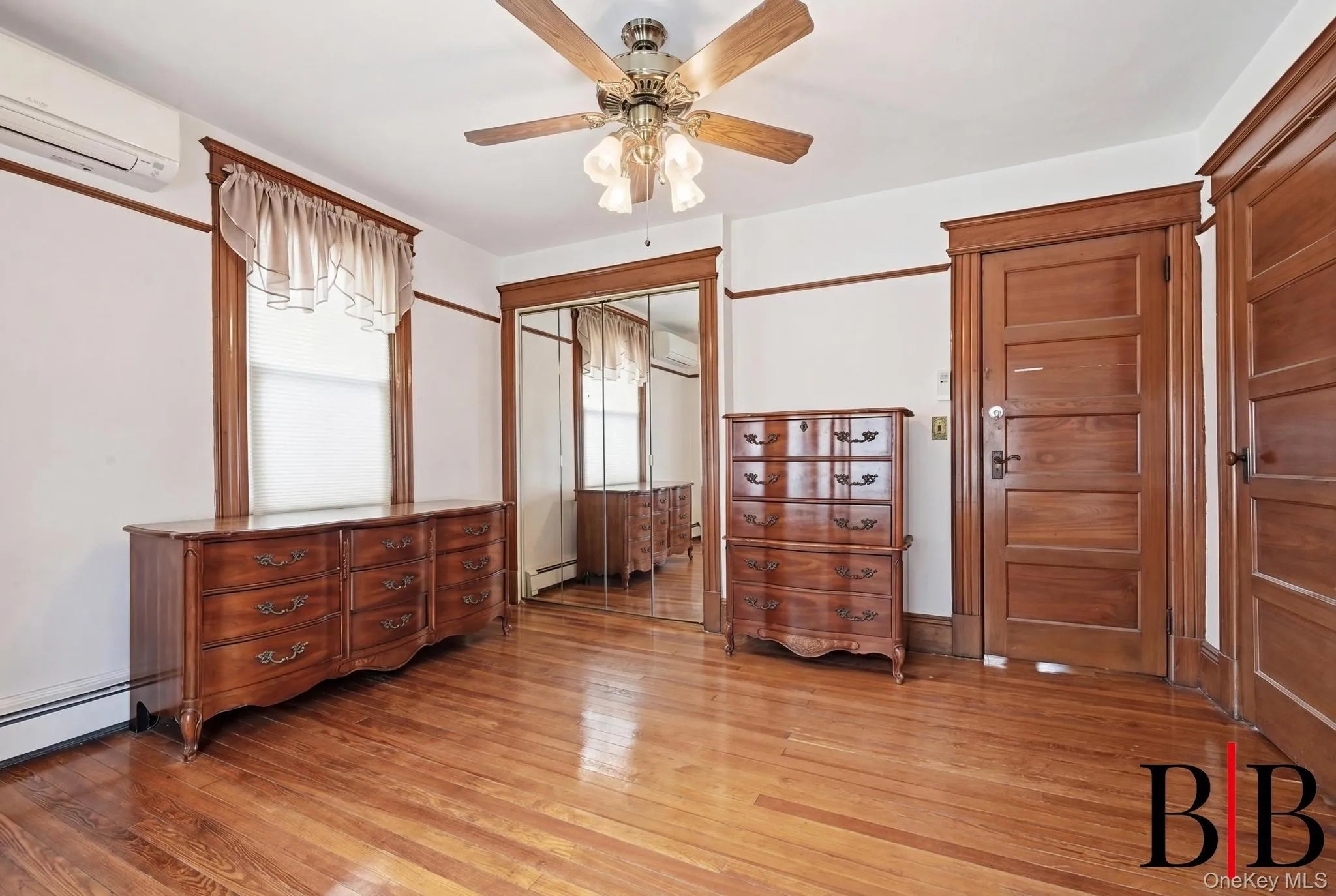 533 Beach 130th Street, New York, NY, 6 Bedrooms Bedrooms, 10 Rooms Rooms,2 BathroomsBathrooms,Residential,For Rent,Beach 130th,0,1019800 533 Beach 130th Street, New York, NY, 6 Bedrooms Bedrooms, 10 Rooms Rooms,2 BathroomsBathrooms,Residential,For Rent,Beach 130th,0,1019800