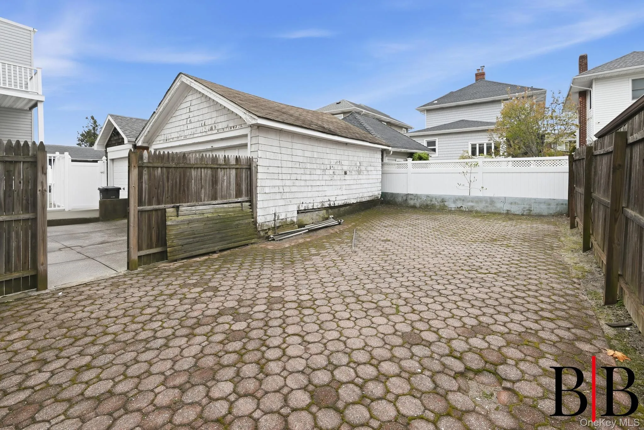 533 Beach 130th Street, New York, NY, 6 Bedrooms Bedrooms, 10 Rooms Rooms,2 BathroomsBathrooms,Residential,For Rent,Beach 130th,0,1019800 533 Beach 130th Street, New York, NY, 6 Bedrooms Bedrooms, 10 Rooms Rooms,2 BathroomsBathrooms,Residential,For Rent,Beach 130th,0,1019800