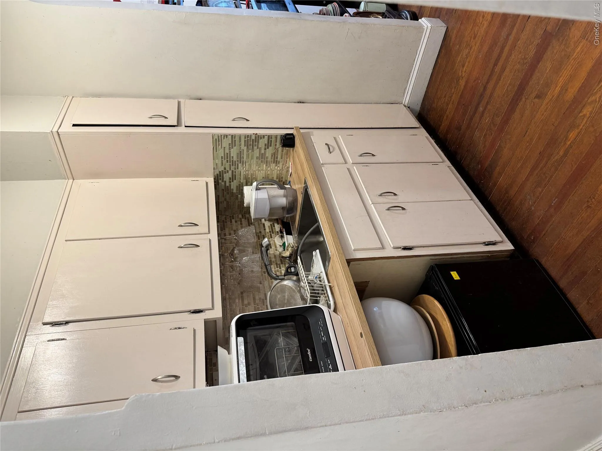 2922 Barnes Avenue, New York, NY, 1 Bedroom Bedrooms, 3 Rooms Rooms,1 BathroomBathrooms,Residential,For Rent,Barnes,0,1019804 2922 Barnes Avenue, New York, NY, 1 Bedroom Bedrooms, 3 Rooms Rooms,1 BathroomBathrooms,Residential,For Rent,Barnes,0,1019804