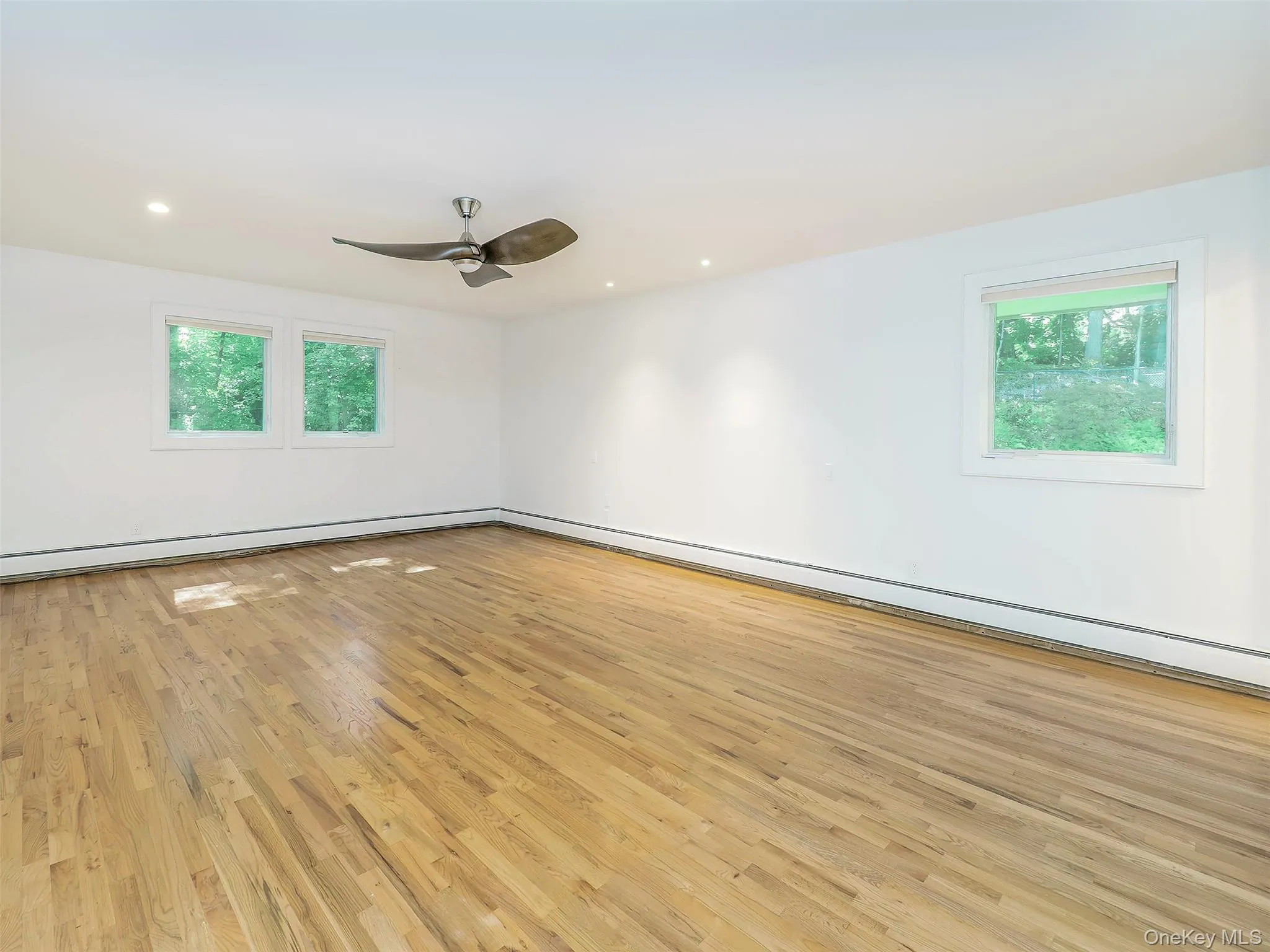 7 Southeast Road, North Hempstead, NY, 5 Bedrooms Bedrooms, 10 Rooms Rooms,3 BathroomsBathrooms,Residential Lease,For Rent,Southeast,0,1019805 7 Southeast Road, North Hempstead, NY, 5 Bedrooms Bedrooms, 10 Rooms Rooms,3 BathroomsBathrooms,Residential Lease,For Rent,Southeast,0,1019805