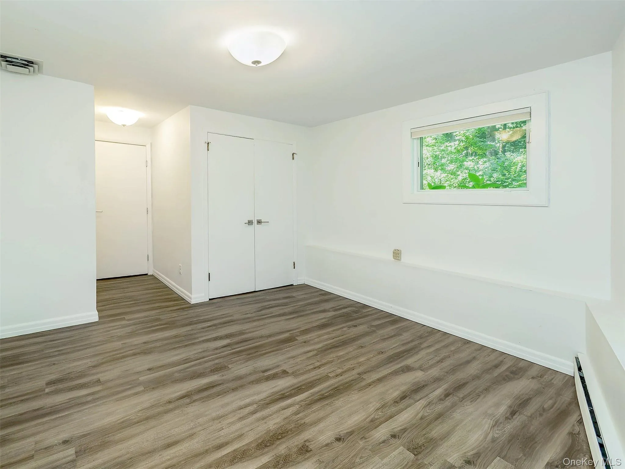 7 Southeast Road, North Hempstead, NY, 5 Bedrooms Bedrooms, 10 Rooms Rooms,3 BathroomsBathrooms,Residential Lease,For Rent,Southeast,0,1019805 7 Southeast Road, North Hempstead, NY, 5 Bedrooms Bedrooms, 10 Rooms Rooms,3 BathroomsBathrooms,Residential Lease,For Rent,Southeast,0,1019805