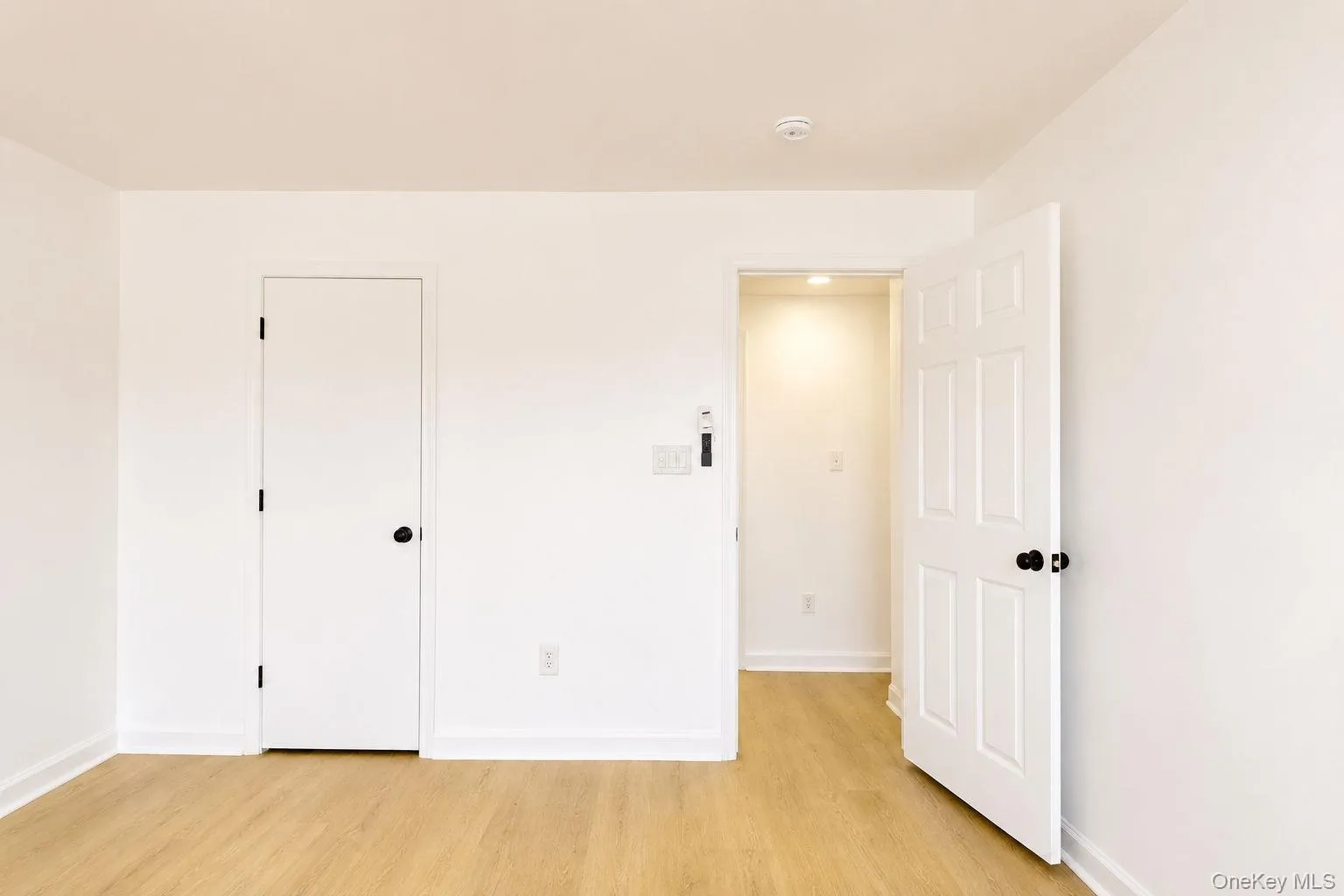 5 Alicia Lane, Warwick (town), NY, 3 Bedrooms Bedrooms, 9 Rooms Rooms,2 BathroomsBathrooms,Residential,For Rent,Alicia,0,1019807 5 Alicia Lane, Warwick (town), NY, 3 Bedrooms Bedrooms, 9 Rooms Rooms,2 BathroomsBathrooms,Residential,For Rent,Alicia,0,1019807