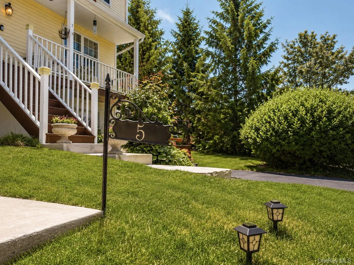 5 Alicia Lane, Warwick (town), NY, 3 Bedrooms Bedrooms, 9 Rooms Rooms,2 BathroomsBathrooms,Residential,For Rent,Alicia,0,1019807 5 Alicia Lane, Warwick (town), NY, 3 Bedrooms Bedrooms, 9 Rooms Rooms,2 BathroomsBathrooms,Residential,For Rent,Alicia,0,1019807