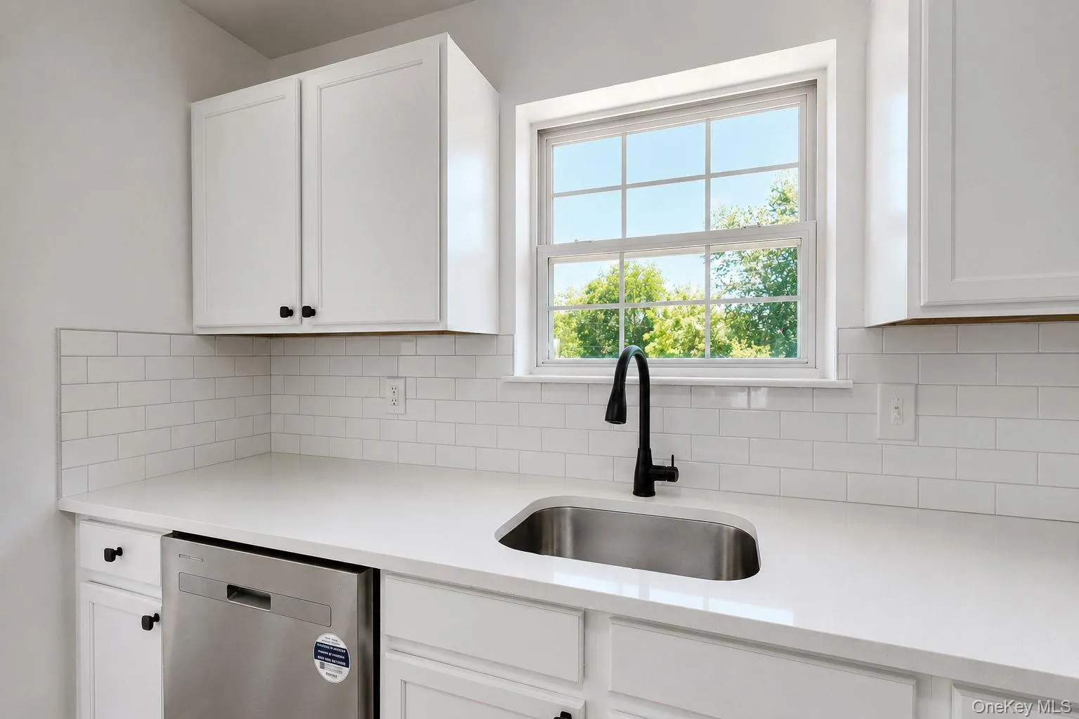5 Alicia Lane, Warwick (town), NY, 3 Bedrooms Bedrooms, 9 Rooms Rooms,2 BathroomsBathrooms,Residential,For Rent,Alicia,0,1019807 5 Alicia Lane, Warwick (town), NY, 3 Bedrooms Bedrooms, 9 Rooms Rooms,2 BathroomsBathrooms,Residential,For Rent,Alicia,0,1019807
