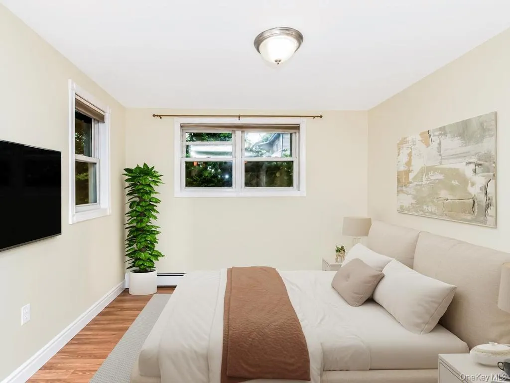 4004 Rombouts Avenue, New York, NY, 6 Bedrooms Bedrooms, 10 Rooms Rooms,3 BathroomsBathrooms,Residential,For Rent,Rombouts,0,1019809 4004 Rombouts Avenue, New York, NY, 6 Bedrooms Bedrooms, 10 Rooms Rooms,3 BathroomsBathrooms,Residential,For Rent,Rombouts,0,1019809