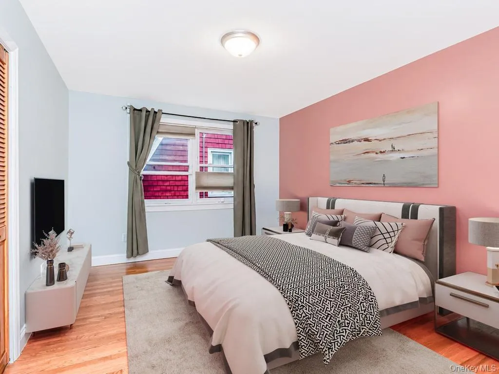 4004 Rombouts Avenue, New York, NY, 6 Bedrooms Bedrooms, 10 Rooms Rooms,3 BathroomsBathrooms,Residential,For Rent,Rombouts,0,1019809 4004 Rombouts Avenue, New York, NY, 6 Bedrooms Bedrooms, 10 Rooms Rooms,3 BathroomsBathrooms,Residential,For Rent,Rombouts,0,1019809