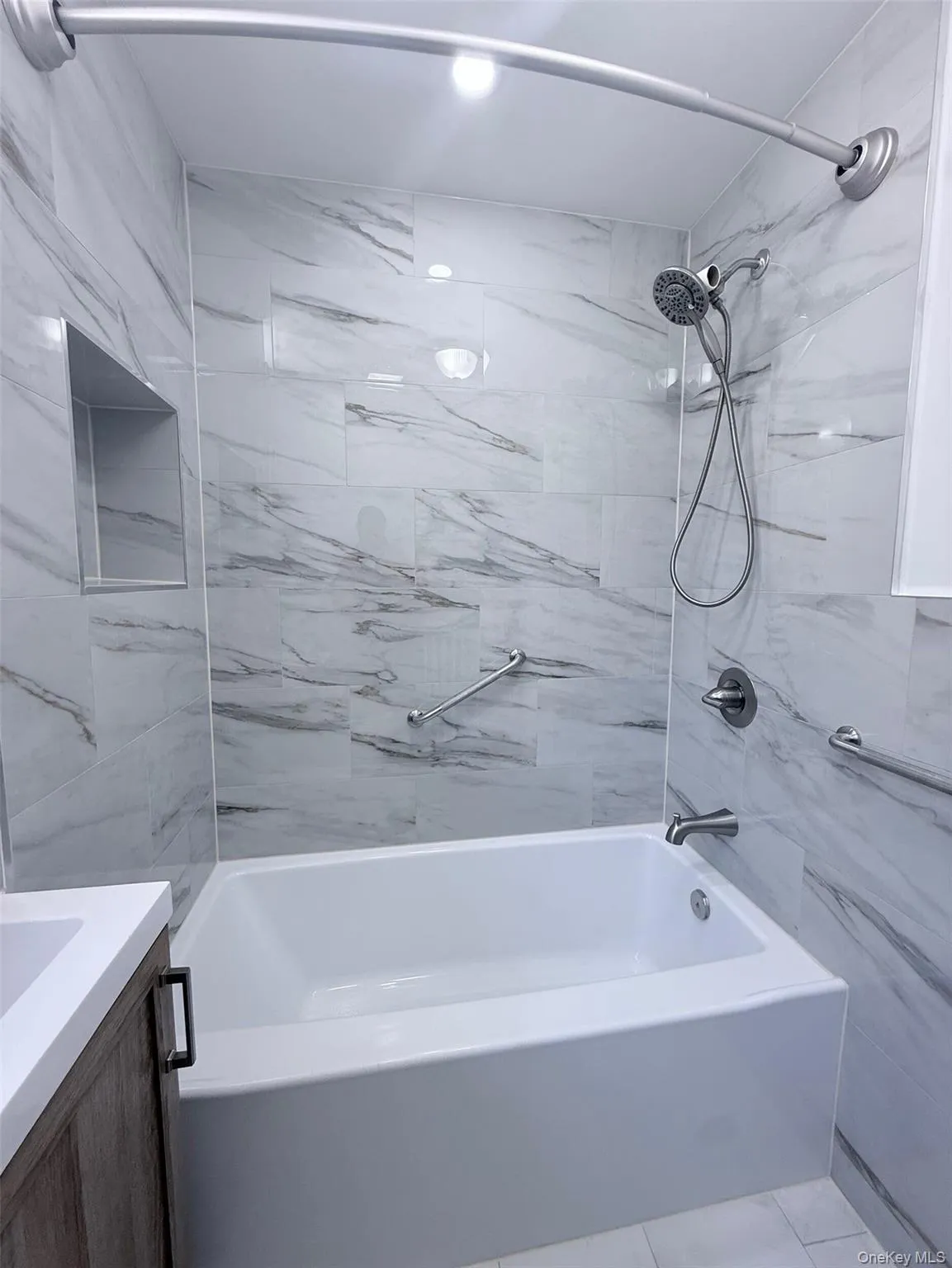 71 Longdale Avenue, Greenburgh, NY, 2 Bedrooms Bedrooms, 6 Rooms Rooms,1 BathroomBathrooms,Residential,For Rent,Longdale,0,1019815 71 Longdale Avenue, Greenburgh, NY, 2 Bedrooms Bedrooms, 6 Rooms Rooms,1 BathroomBathrooms,Residential,For Rent,Longdale,0,1019815