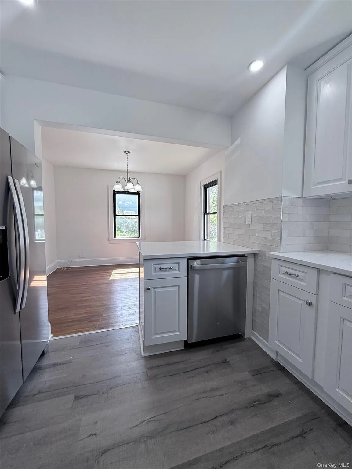 71 Longdale Avenue, Greenburgh, NY, 2 Bedrooms Bedrooms, 6 Rooms Rooms,1 BathroomBathrooms,Residential,For Rent,Longdale,0,1019815 71 Longdale Avenue, Greenburgh, NY, 2 Bedrooms Bedrooms, 6 Rooms Rooms,1 BathroomBathrooms,Residential,For Rent,Longdale,0,1019815
