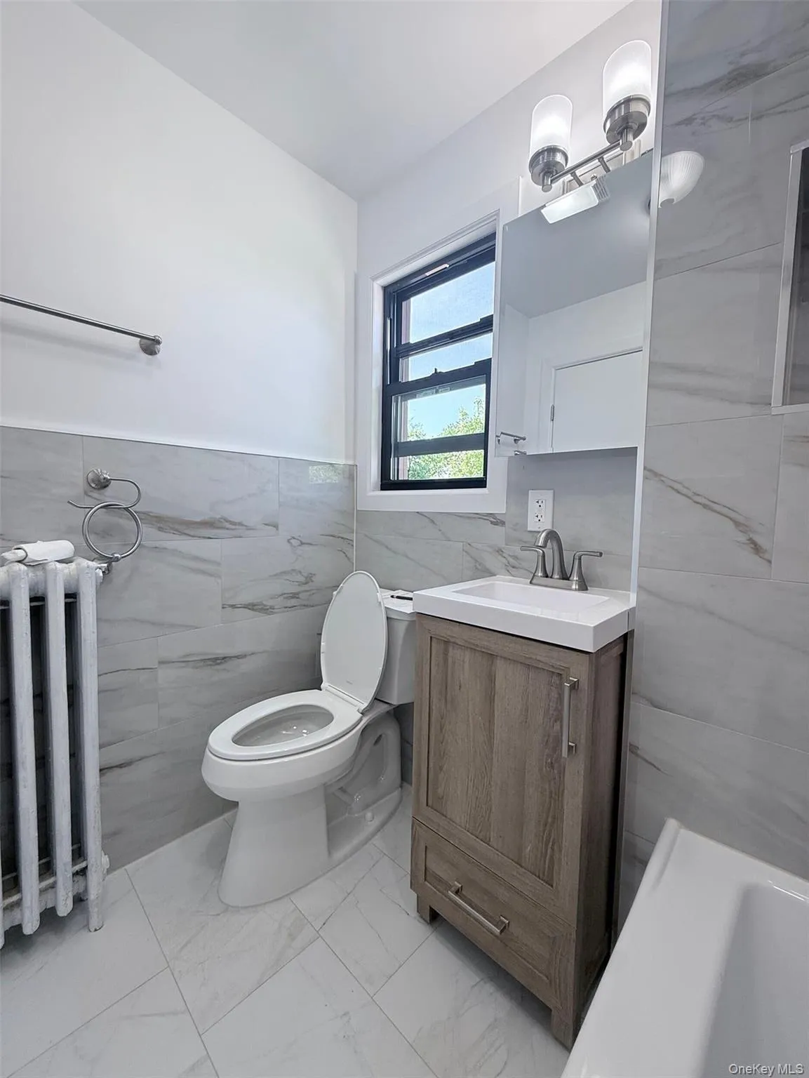 71 Longdale Avenue, Greenburgh, NY, 2 Bedrooms Bedrooms, 6 Rooms Rooms,1 BathroomBathrooms,Residential,For Rent,Longdale,0,1019815 71 Longdale Avenue, Greenburgh, NY, 2 Bedrooms Bedrooms, 6 Rooms Rooms,1 BathroomBathrooms,Residential,For Rent,Longdale,0,1019815