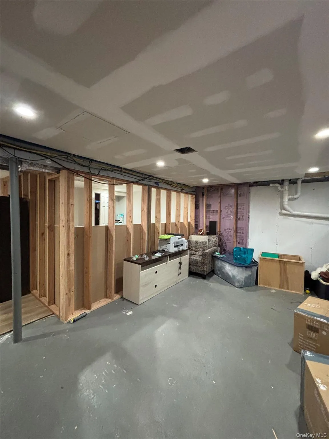 38 Vernon Avenue, Brookhaven, NY, 4 Bedrooms Bedrooms, 7 Rooms Rooms,3 BathroomsBathrooms,Residential,For Rent,Vernon,0,1019826 38 Vernon Avenue, Brookhaven, NY, 4 Bedrooms Bedrooms, 7 Rooms Rooms,3 BathroomsBathrooms,Residential,For Rent,Vernon,0,1019826
