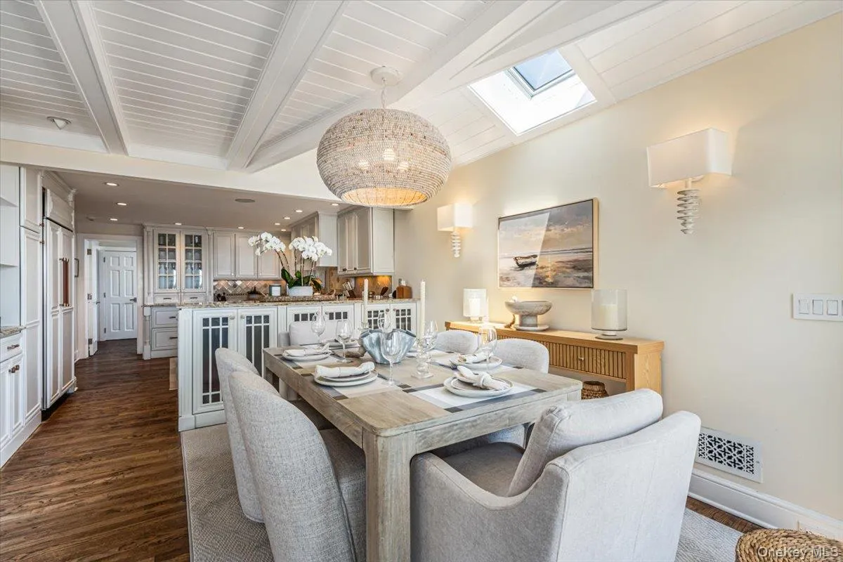 291 Dune Road, Southampton, NY, 5 Bedrooms Bedrooms, 16 Rooms Rooms,5 BathroomsBathrooms,Residential,For Rent,Dune,0,1019832 291 Dune Road, Southampton, NY, 5 Bedrooms Bedrooms, 16 Rooms Rooms,5 BathroomsBathrooms,Residential,For Rent,Dune,0,1019832
