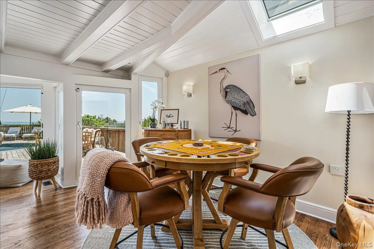 291 Dune Road, Southampton, NY, 5 Bedrooms Bedrooms, 16 Rooms Rooms,5 BathroomsBathrooms,Residential,For Rent,Dune,0,1019832 291 Dune Road, Southampton, NY, 5 Bedrooms Bedrooms, 16 Rooms Rooms,5 BathroomsBathrooms,Residential,For Rent,Dune,0,1019832