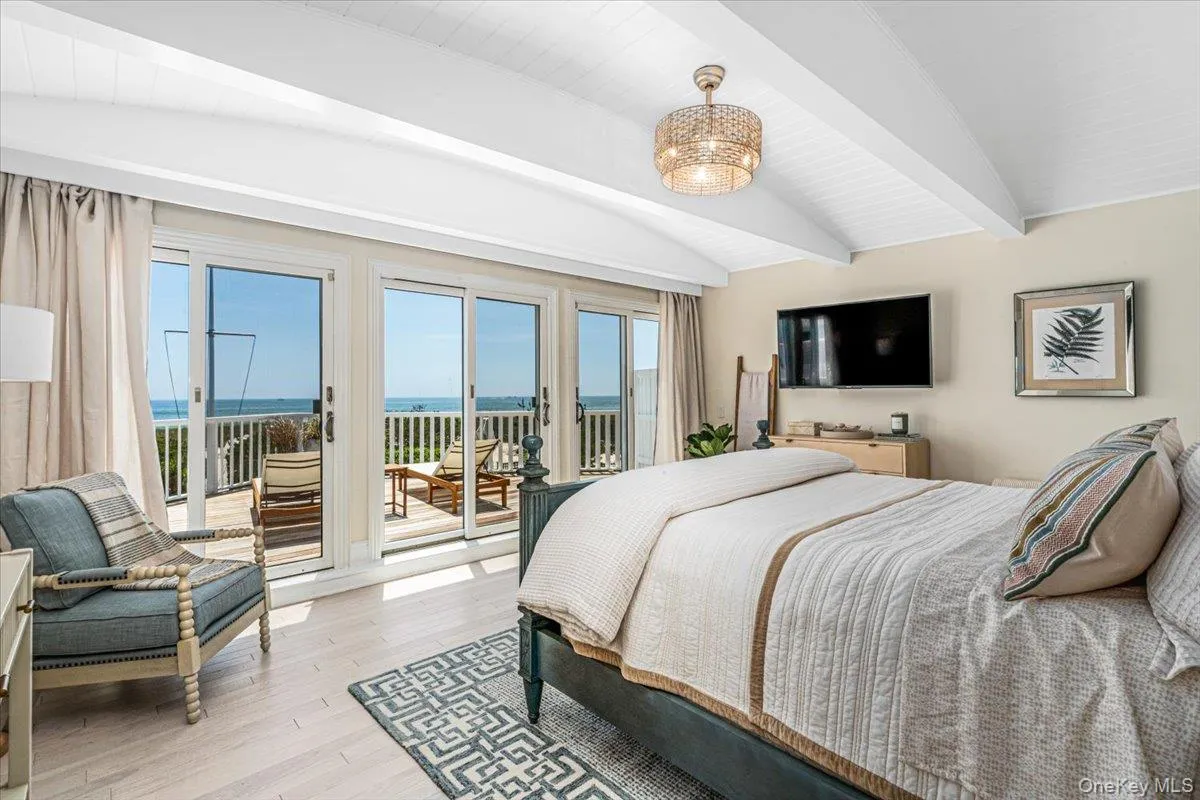291 Dune Road, Southampton, NY, 5 Bedrooms Bedrooms, 16 Rooms Rooms,5 BathroomsBathrooms,Residential,For Rent,Dune,0,1019832 291 Dune Road, Southampton, NY, 5 Bedrooms Bedrooms, 16 Rooms Rooms,5 BathroomsBathrooms,Residential,For Rent,Dune,0,1019832