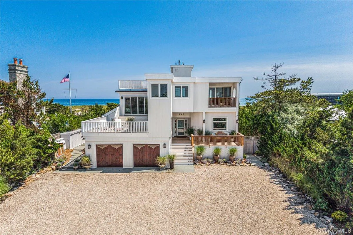 291 Dune Road, Southampton, NY, 5 Bedrooms Bedrooms, 16 Rooms Rooms,5 BathroomsBathrooms,Residential,For Rent,Dune,0,1019832 291 Dune Road, Southampton, NY, 5 Bedrooms Bedrooms, 16 Rooms Rooms,5 BathroomsBathrooms,Residential,For Rent,Dune,0,1019832