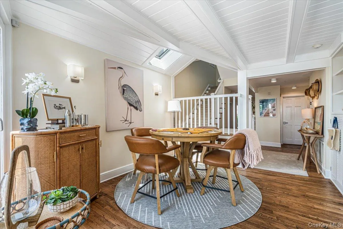 291 Dune Road, Southampton, NY, 5 Bedrooms Bedrooms, 16 Rooms Rooms,5 BathroomsBathrooms,Residential,For Rent,Dune,0,1019832 291 Dune Road, Southampton, NY, 5 Bedrooms Bedrooms, 16 Rooms Rooms,5 BathroomsBathrooms,Residential,For Rent,Dune,0,1019832