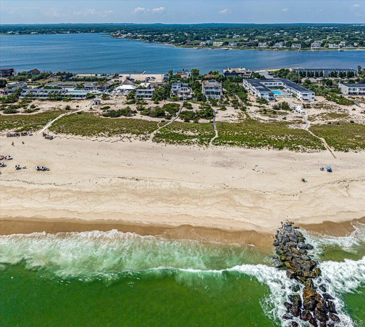 291 Dune Road, Southampton, NY, 5 Bedrooms Bedrooms, 16 Rooms Rooms,5 BathroomsBathrooms,Residential,For Rent,Dune,0,1019832 291 Dune Road, Southampton, NY, 5 Bedrooms Bedrooms, 16 Rooms Rooms,5 BathroomsBathrooms,Residential,For Rent,Dune,0,1019832